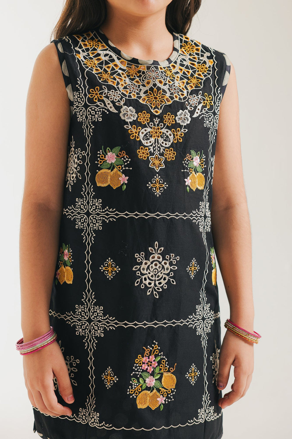 EMBROIDERED SUIT (E402/902/1045)