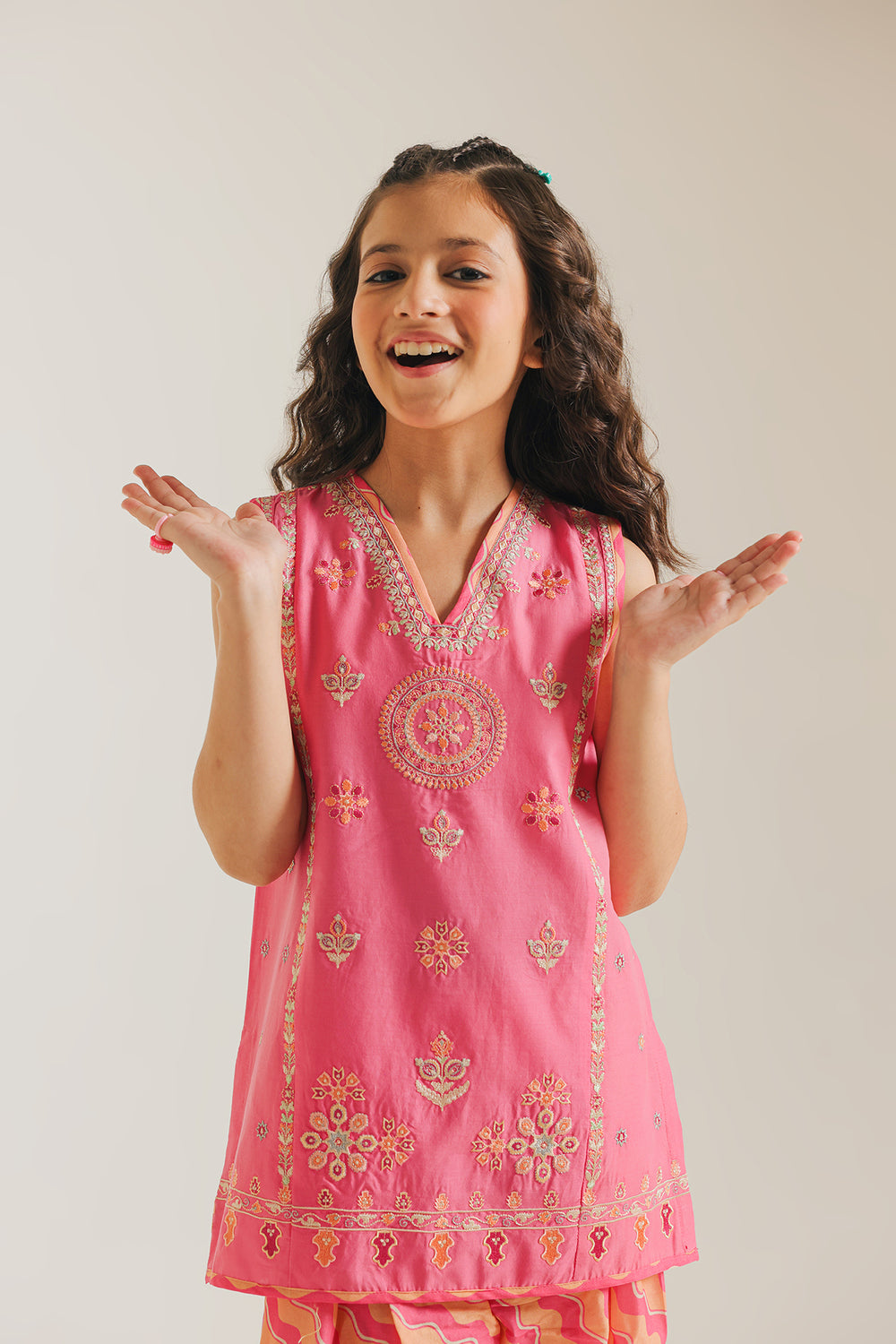 EMBROIDERED SUIT (E402/423/1048)