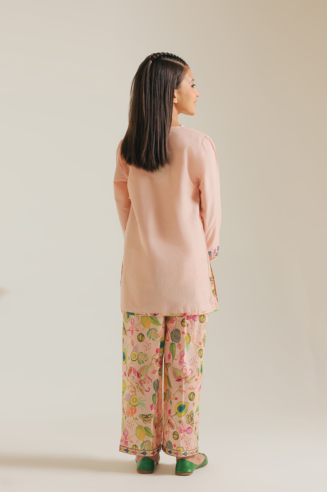 EMBROIDERED SUIT (E402/423/1049)