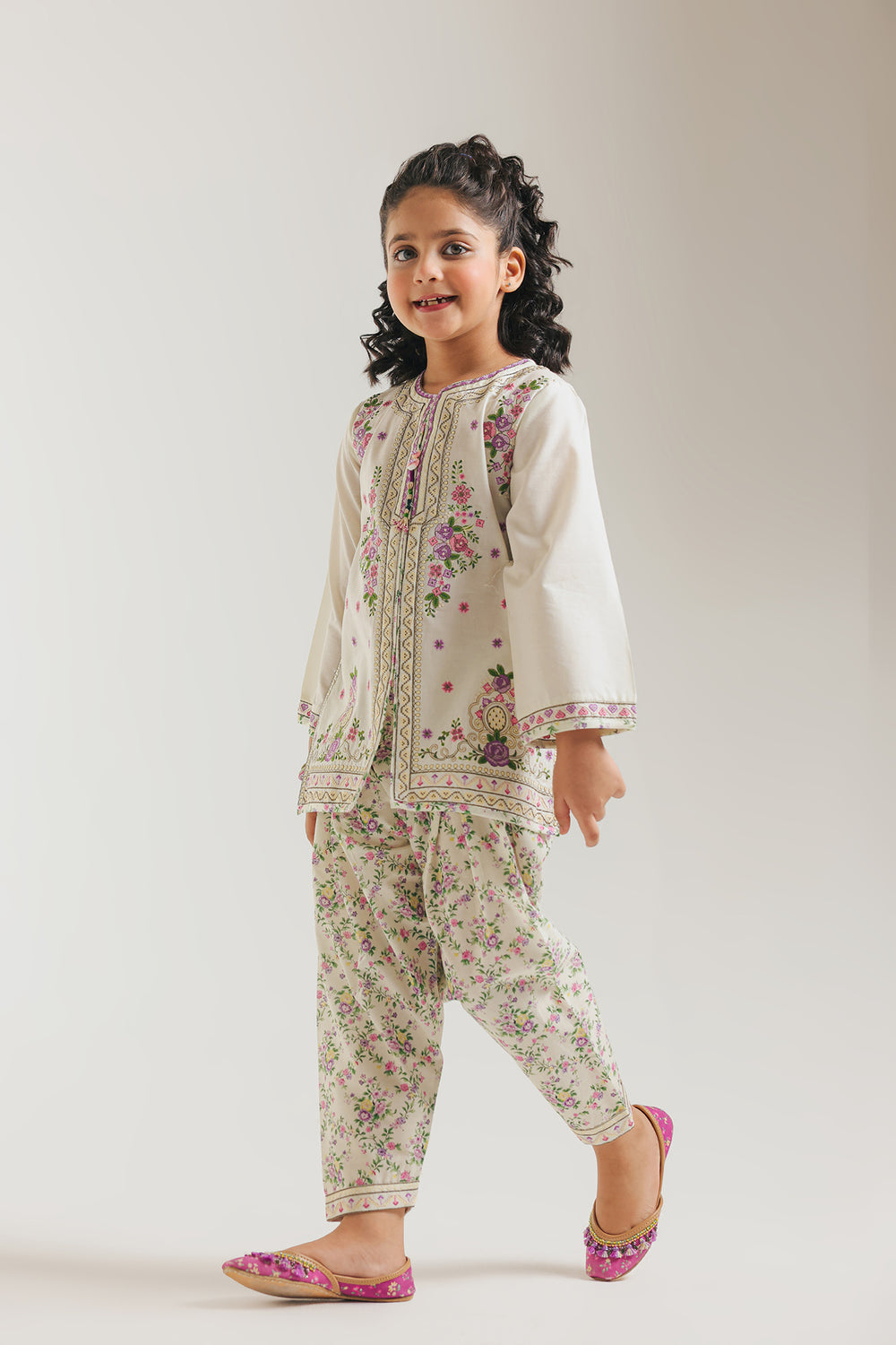 EMBROIDERED SUIT (E1054/402/004)