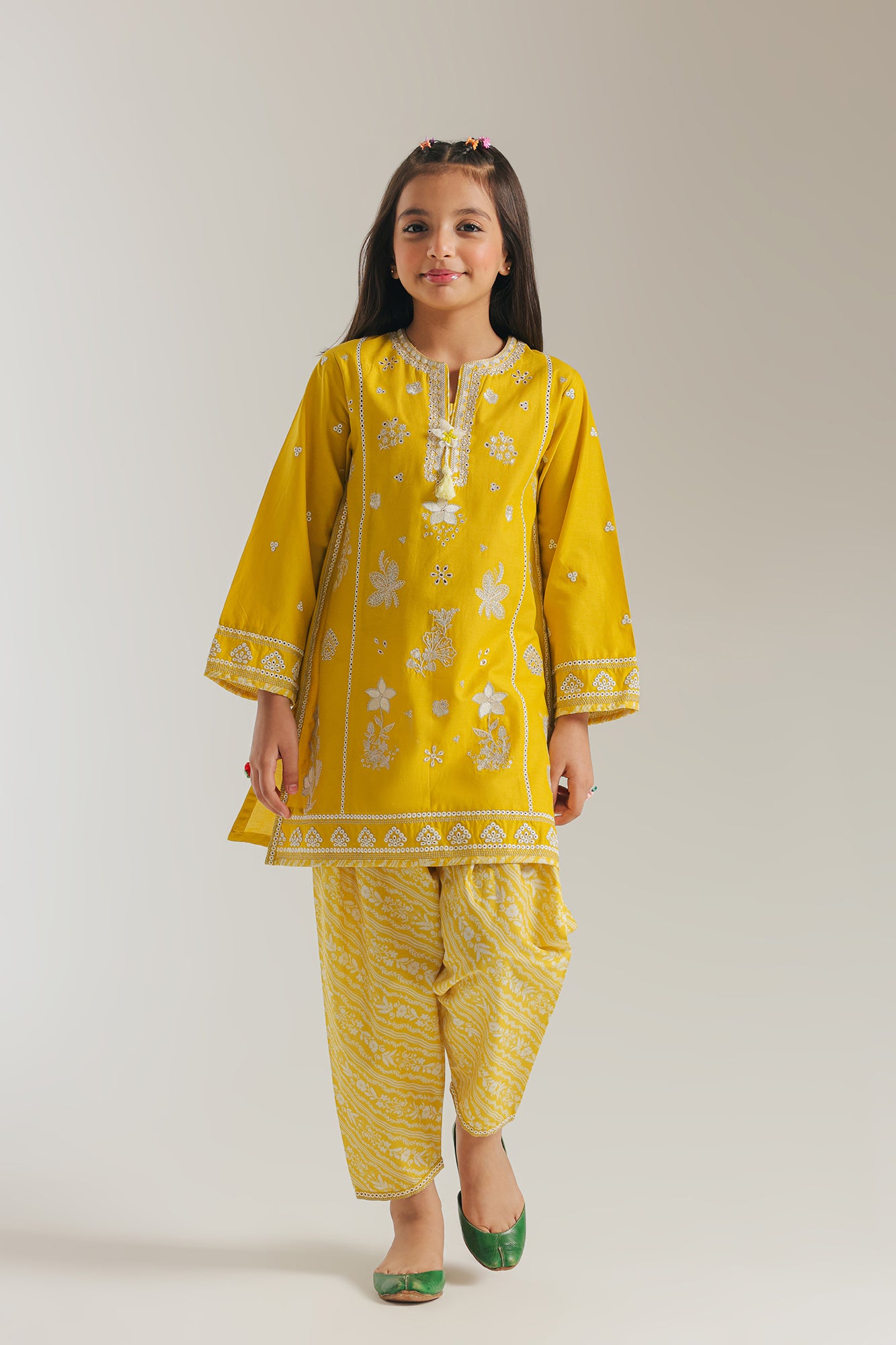 EMBROIDERED SUIT (E1057/402/101)