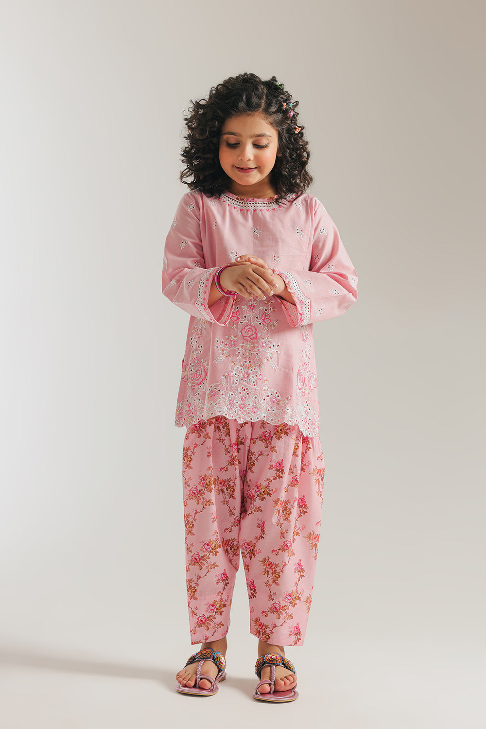 EMBROIDERED SUIT (E1058/402/427)