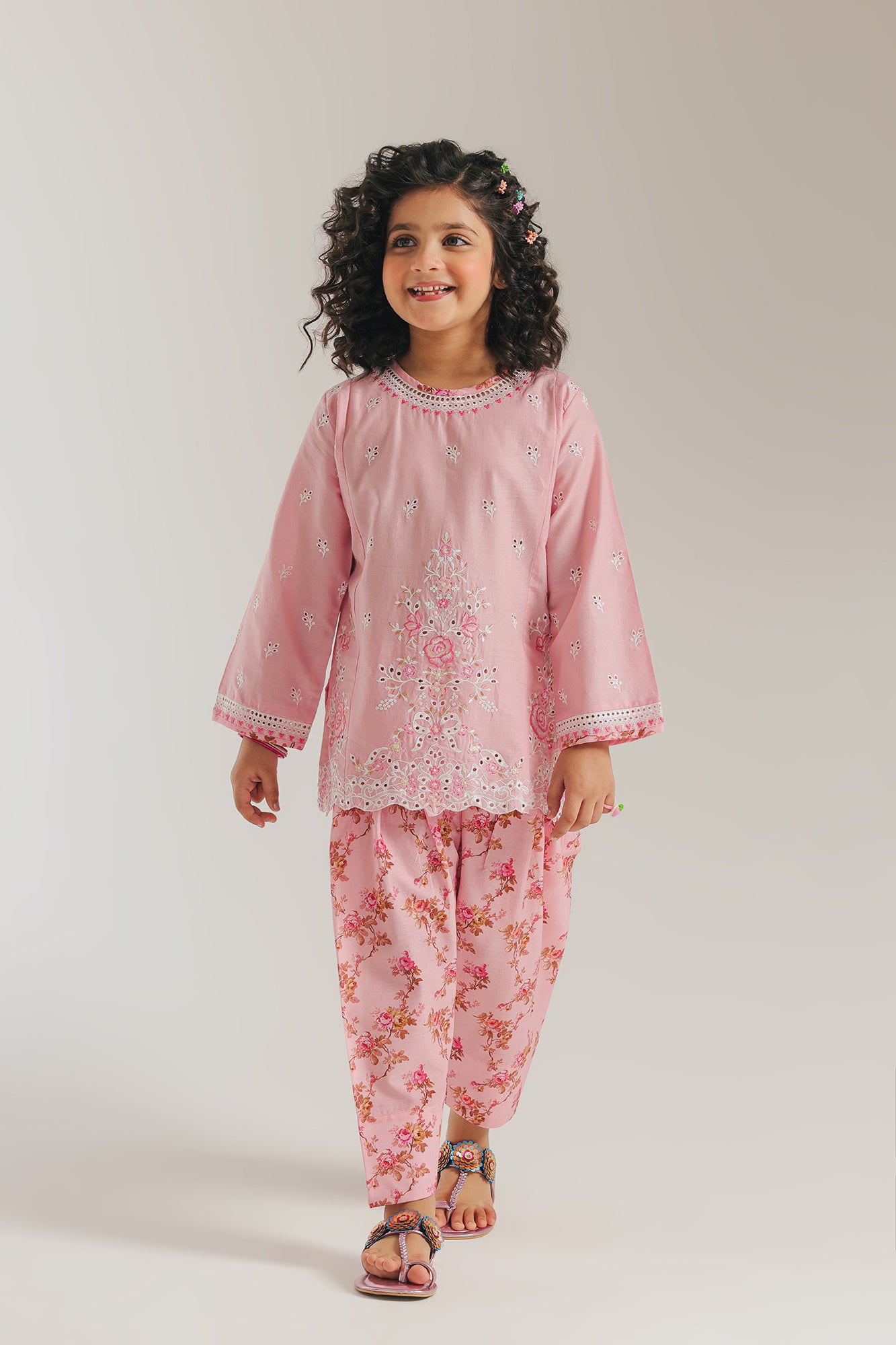 EMBROIDERED SUIT (E1058/402/427)