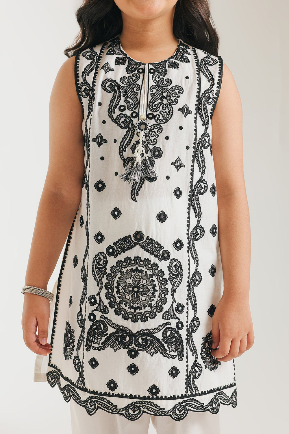 EMBROIDERED SUIT (E1059/402/003)