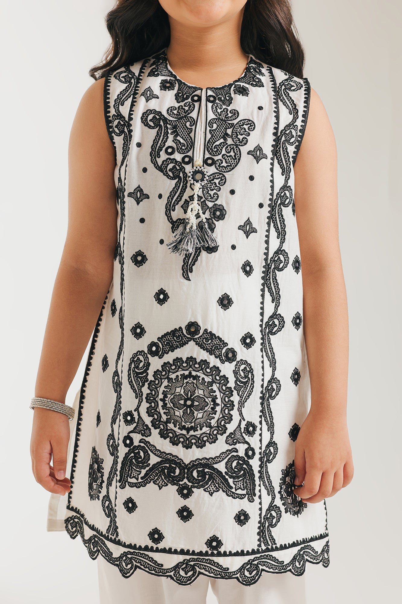 EMBROIDERED SUIT (E1059/402/003)