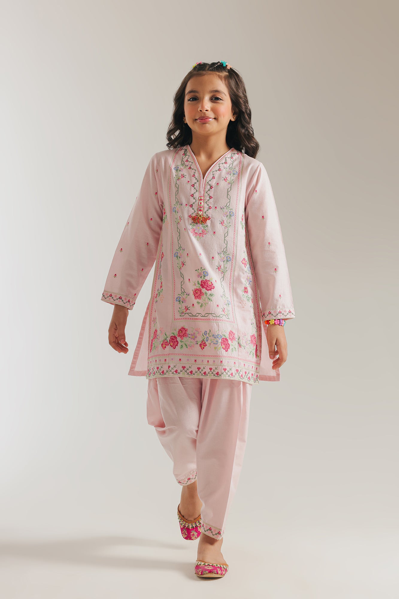 EMBROIDERED SUIT (E1063/402/316)