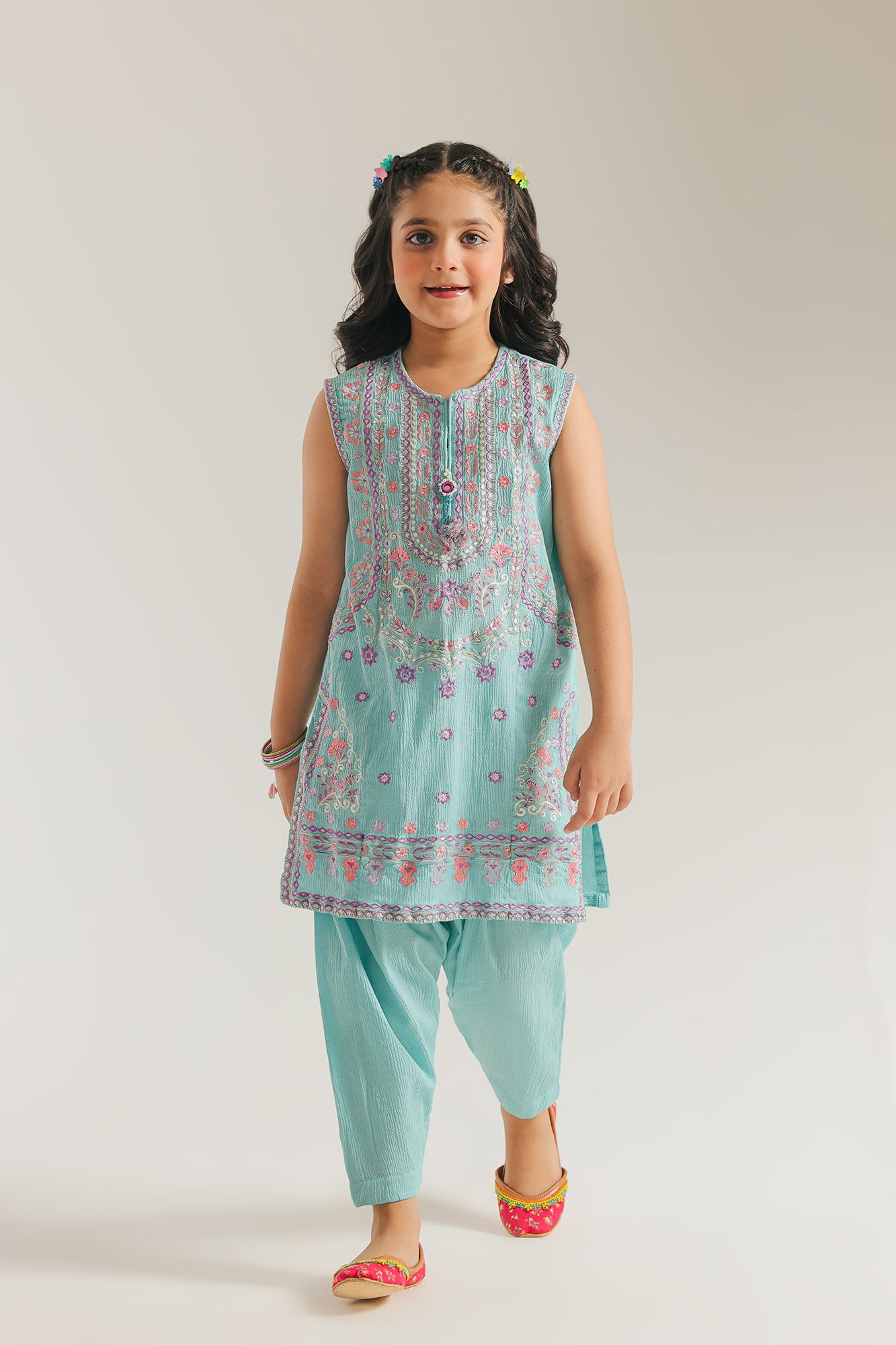 EMBROIDERED SUIT (E1071/402/616)