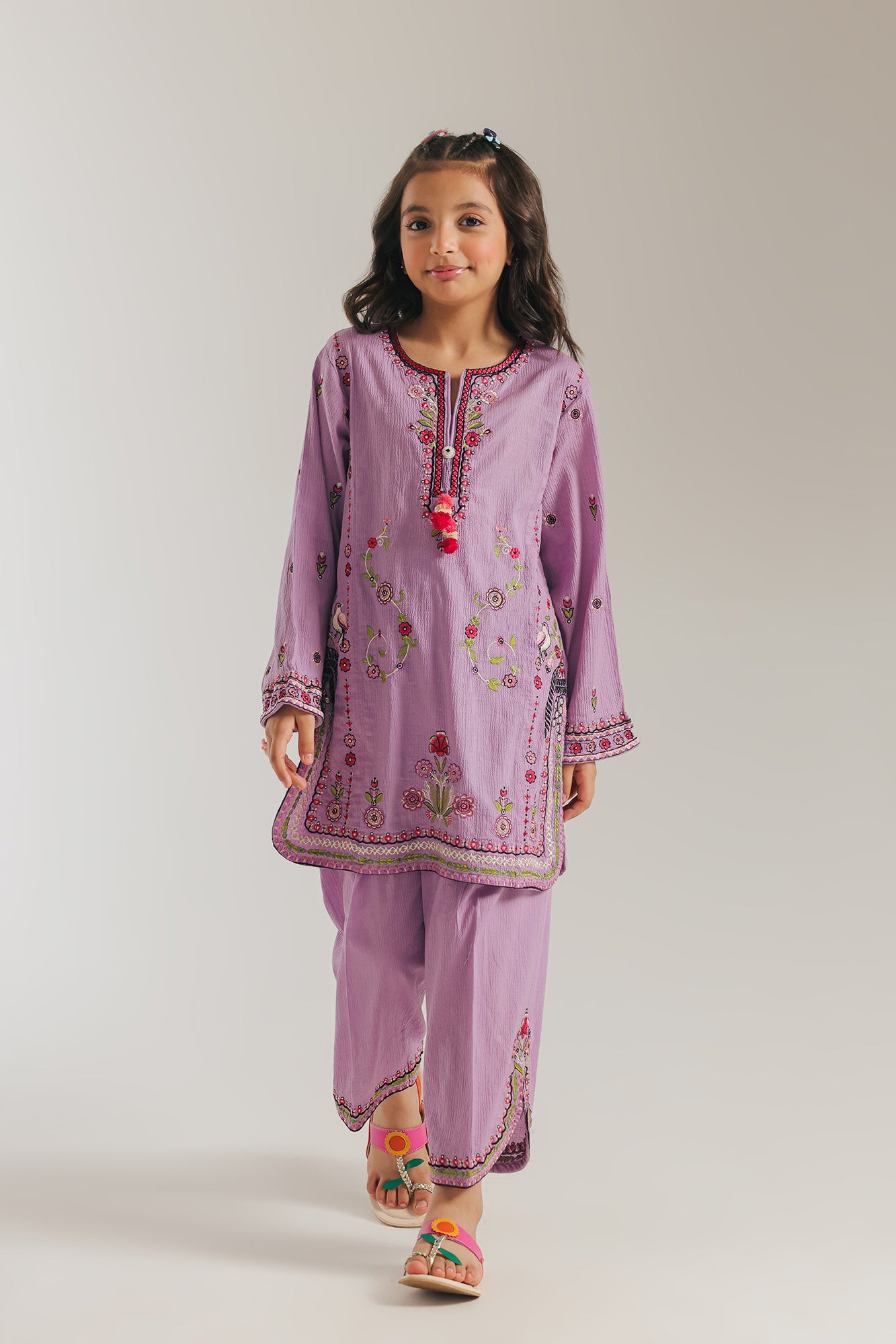 EMBROIDERED SUIT (E1072/402/513)