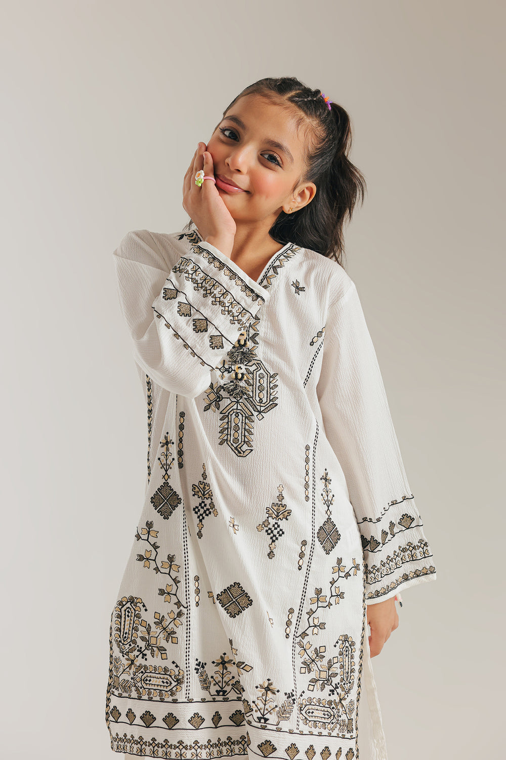 EMBROIDERED SUIT (E1073/402/003)