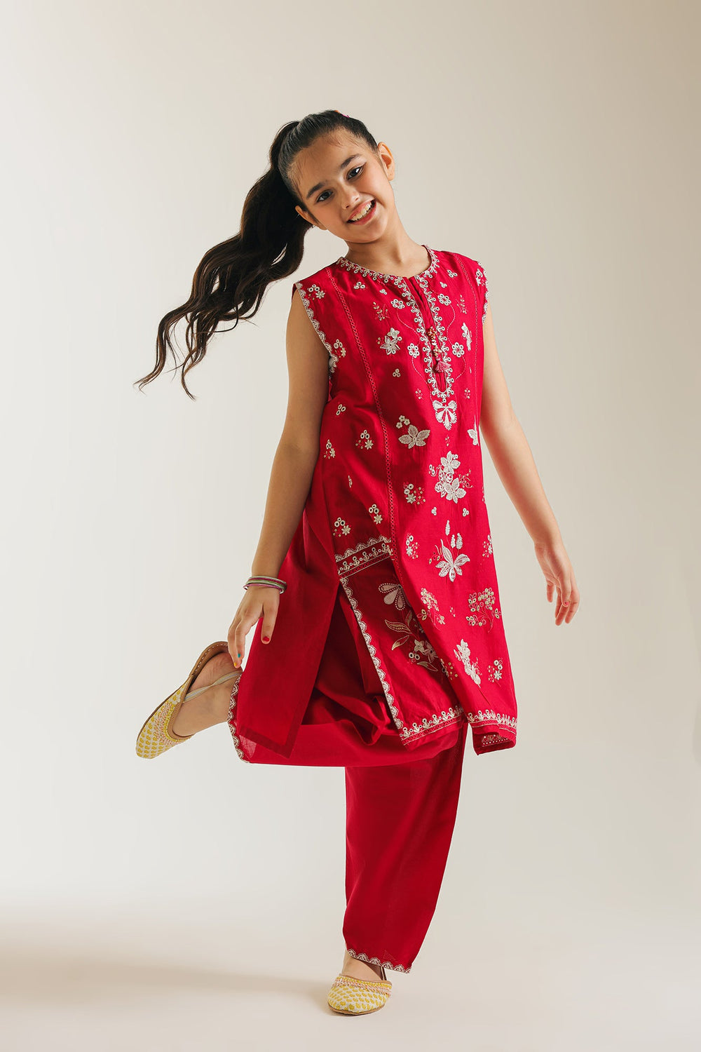 EMBROIDERED SUIT (E1077/402/304)