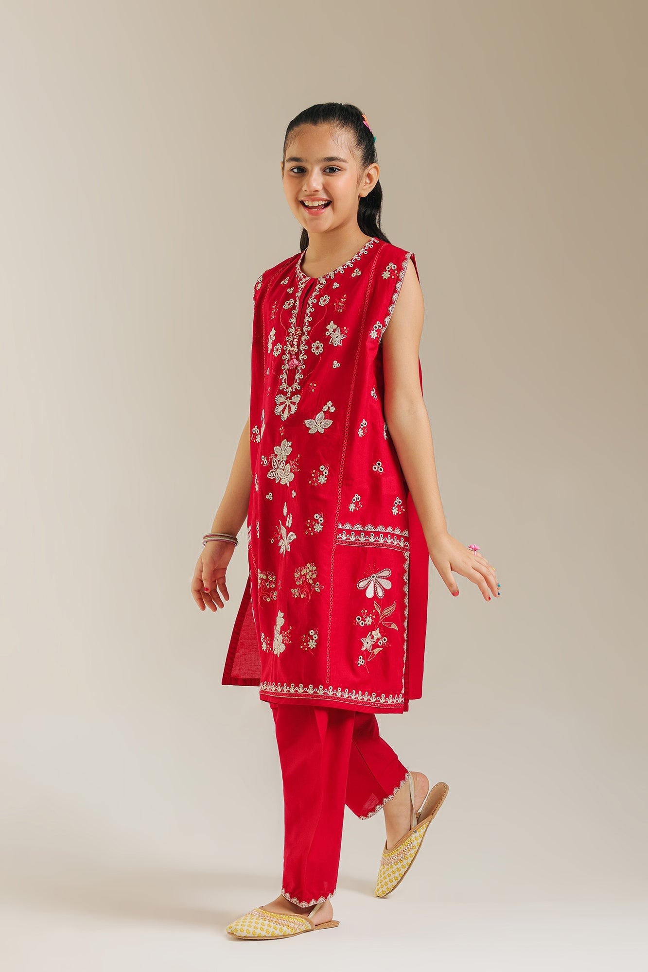 EMBROIDERED SUIT (E1077/402/304)