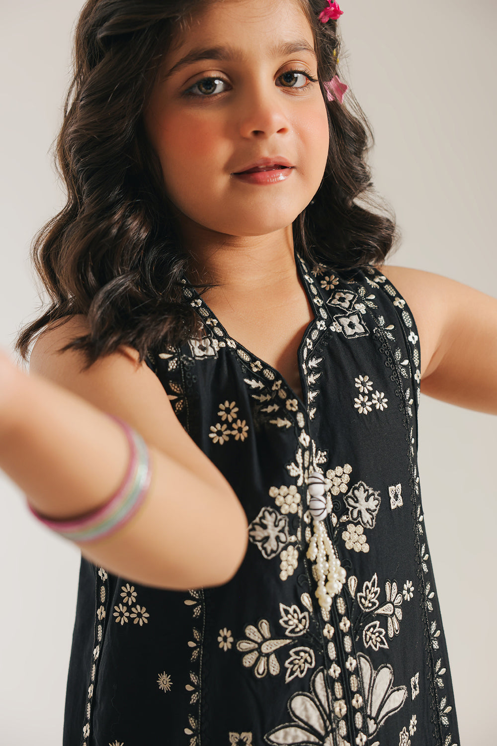 EMBROIDERED SUIT (E1080/402/902)