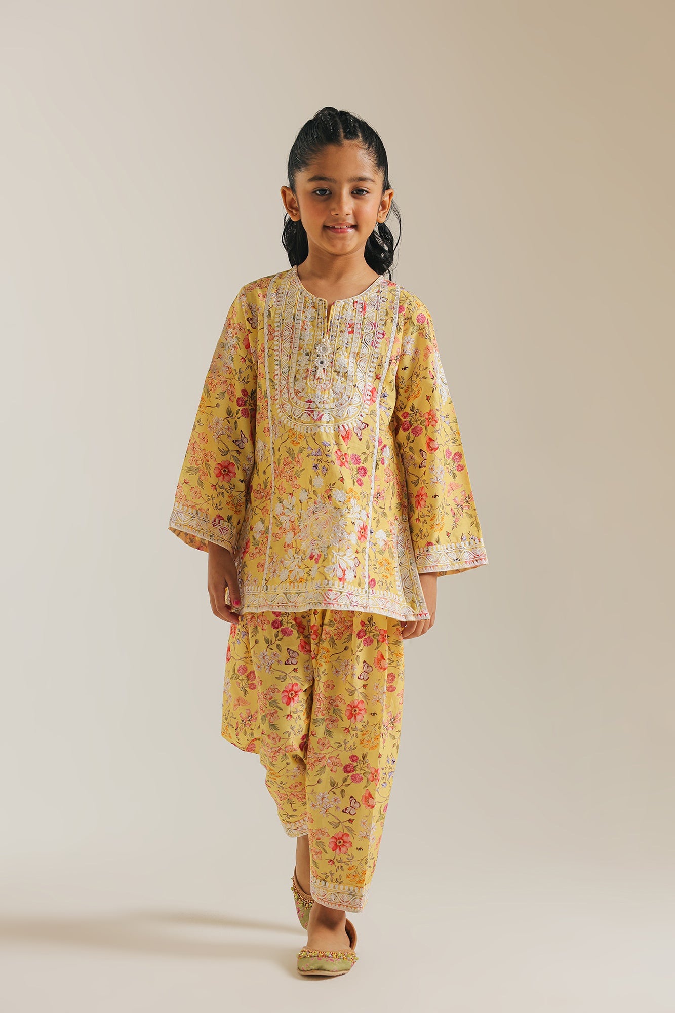 EMBROIDERED SUIT (E1200/402/101)