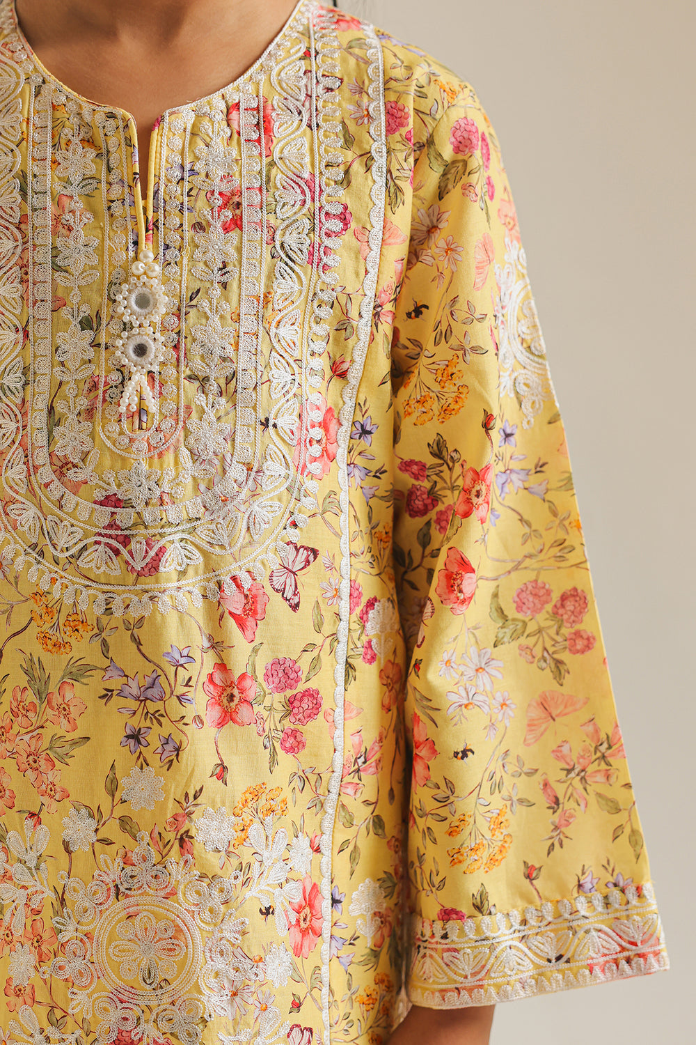 EMBROIDERED SUIT (E1200/402/101)