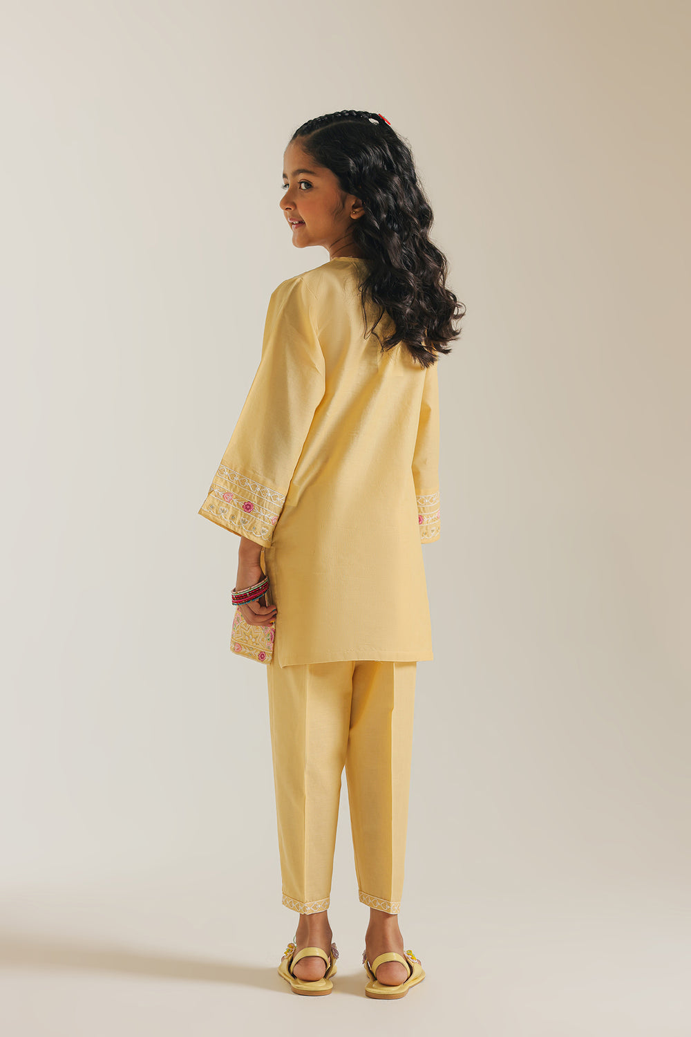 EMBROIDERED SUIT (E1209/402/101)