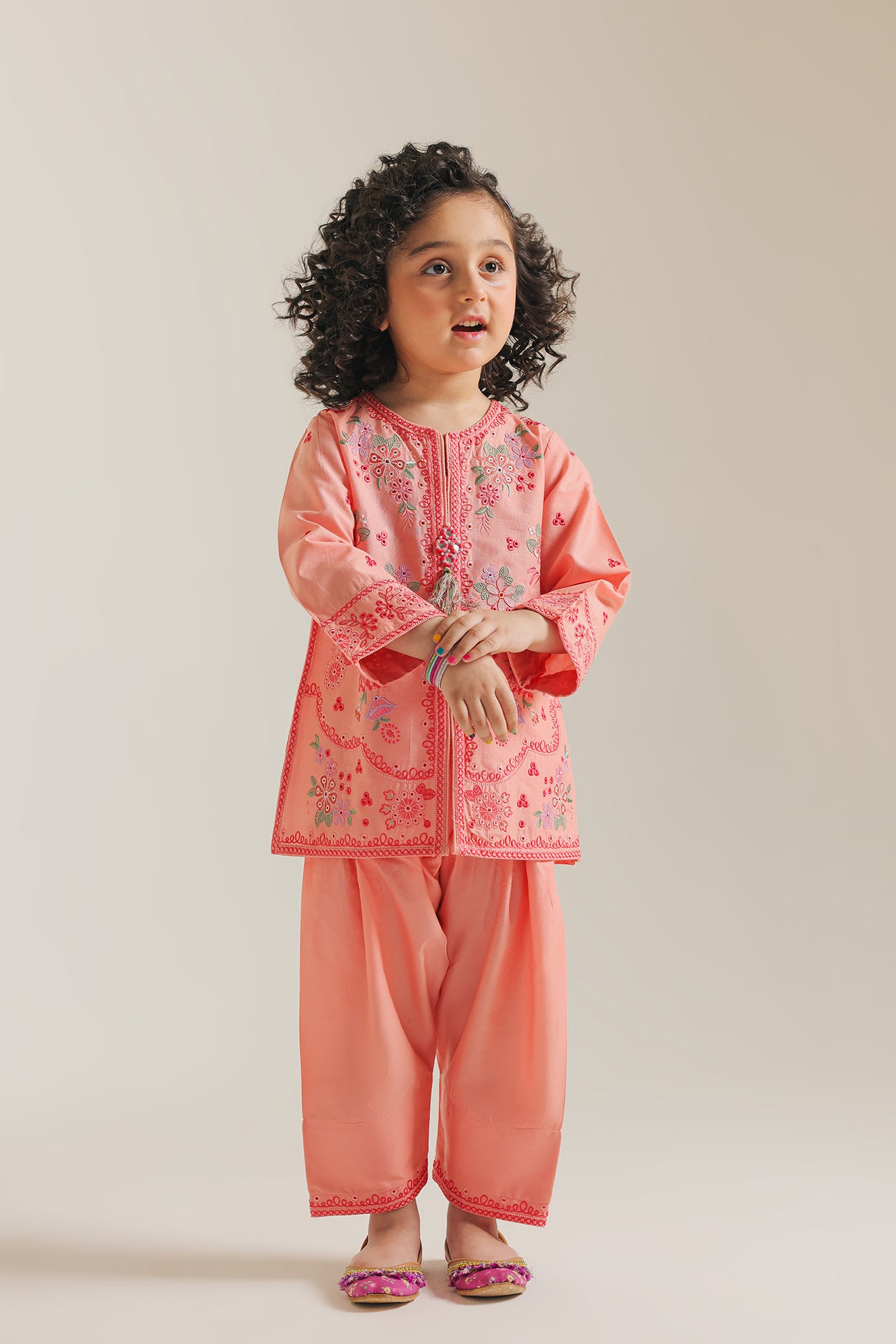 EMBROIDERED SUIT (E1211/402/215)