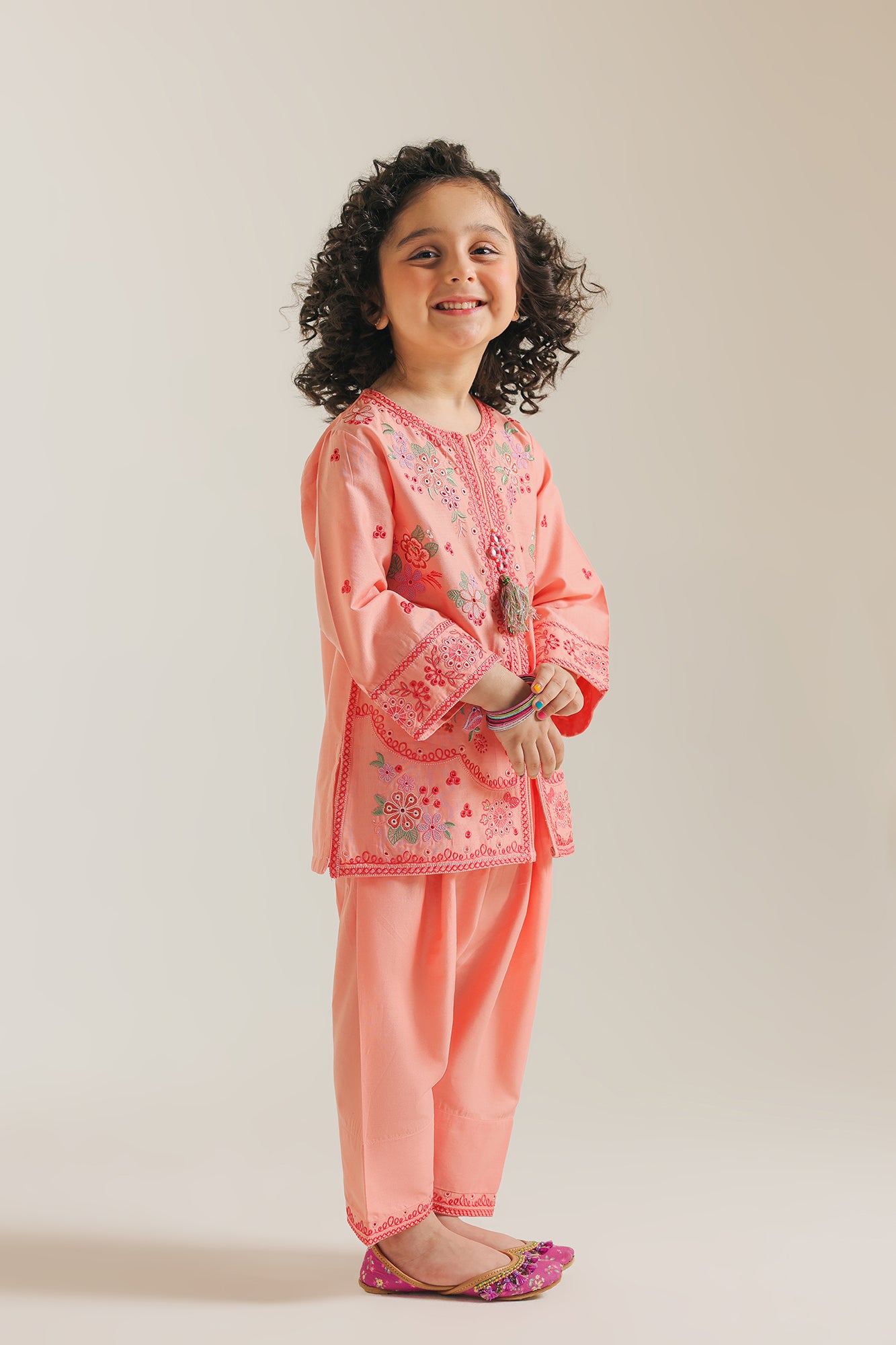 EMBROIDERED SUIT (E1211/402/215)