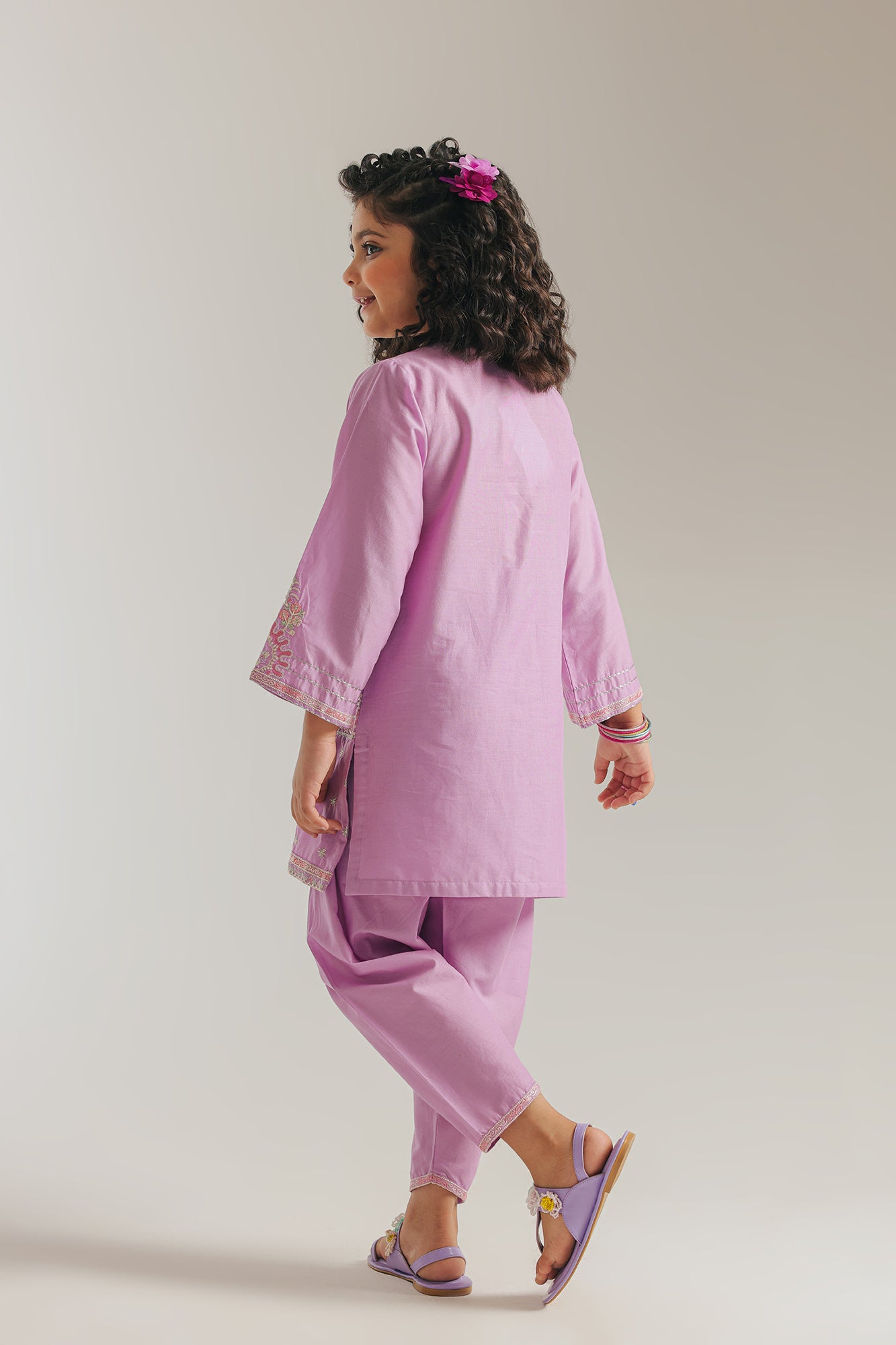 EMBROIDERED SUIT (E1215/402/512)