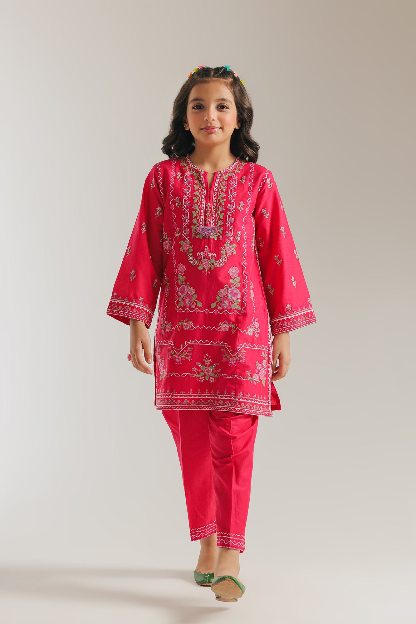 EMBROIDERED SUIT (E1217/402/419)