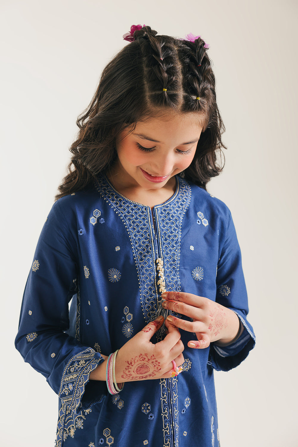 EMBROIDERED SUIT (E402/622/1219)