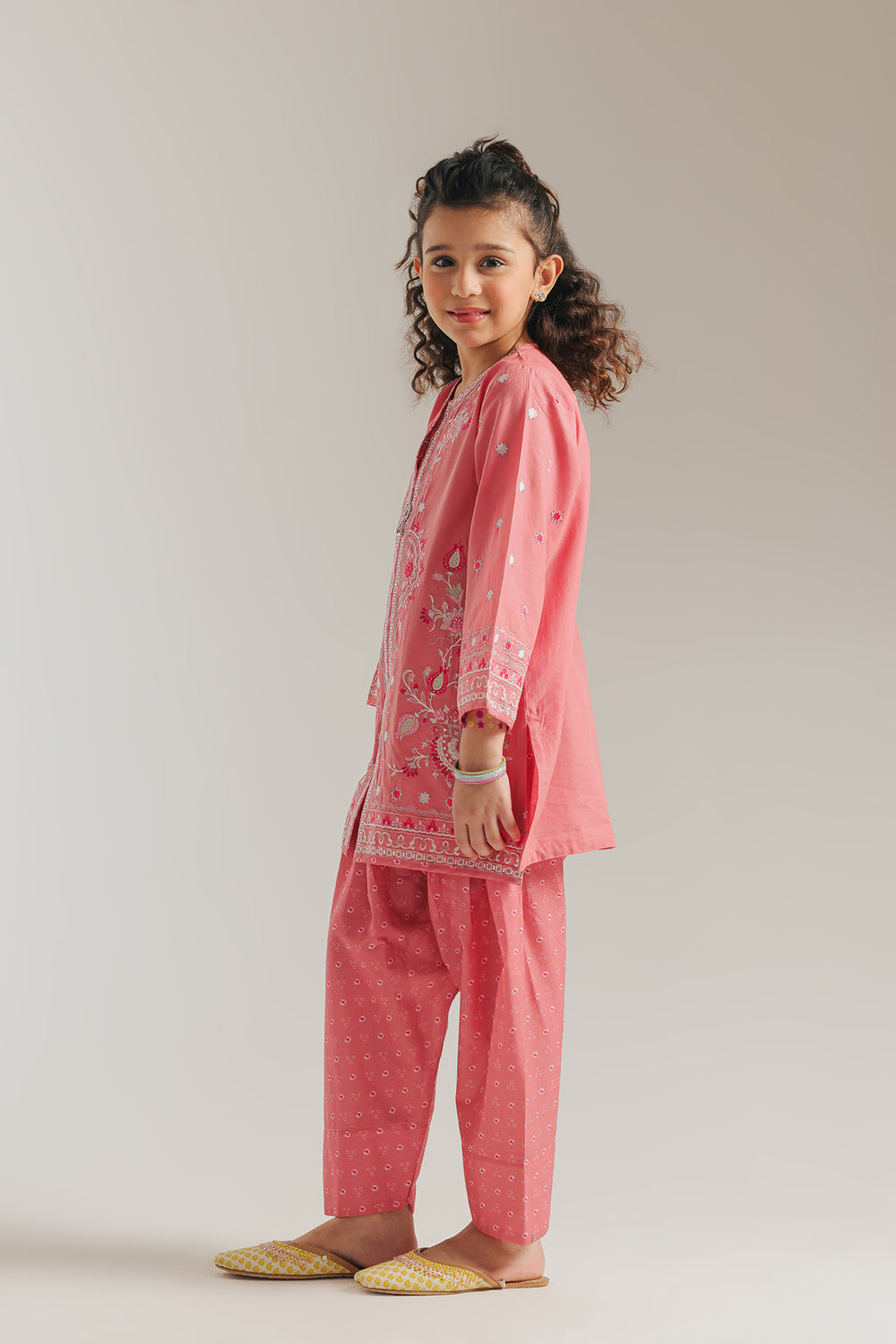 EMBROIDERED SUIT (E1222/402/314)