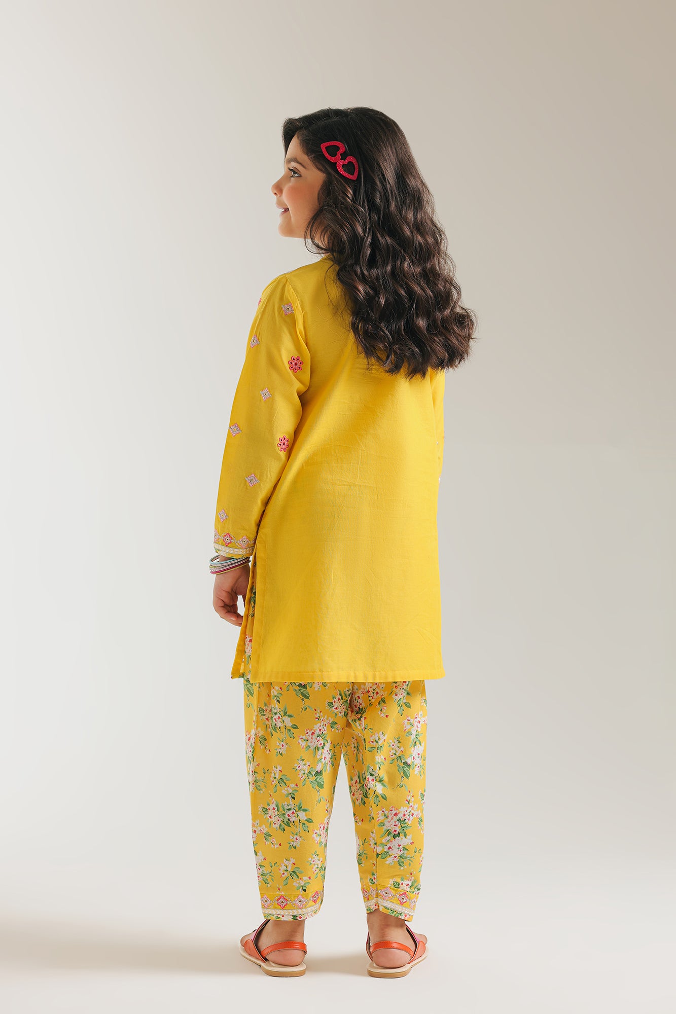 EMBROIDERED SUIT (E1225/402/106)