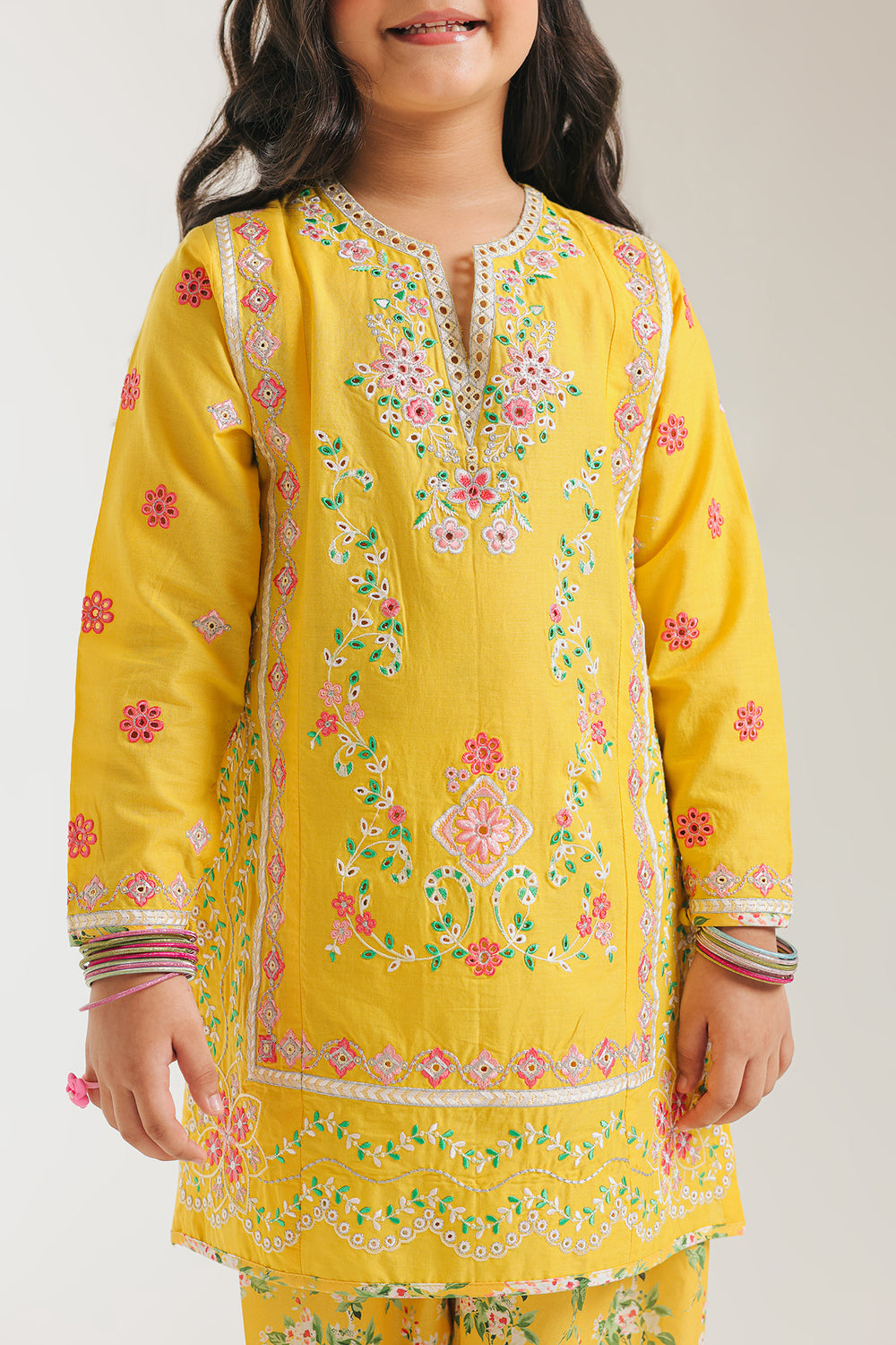 EMBROIDERED SUIT (E1225/402/106)