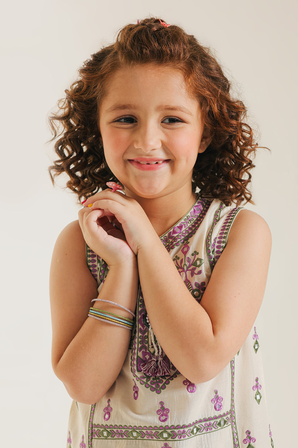 EMBROIDERED SUIT (E1226/402/005)