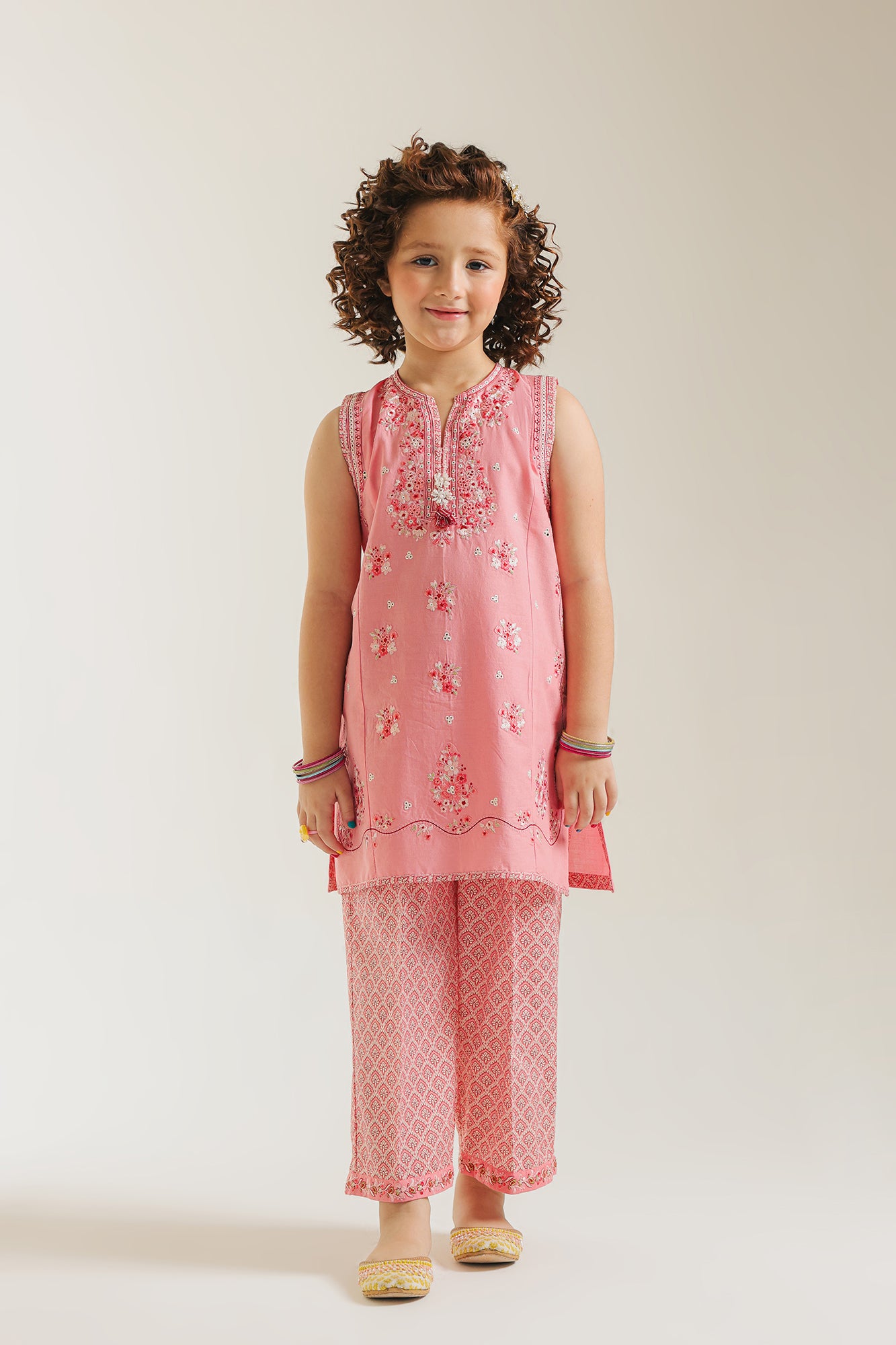 EMBROIDERED SUIT (E1227/402/426)