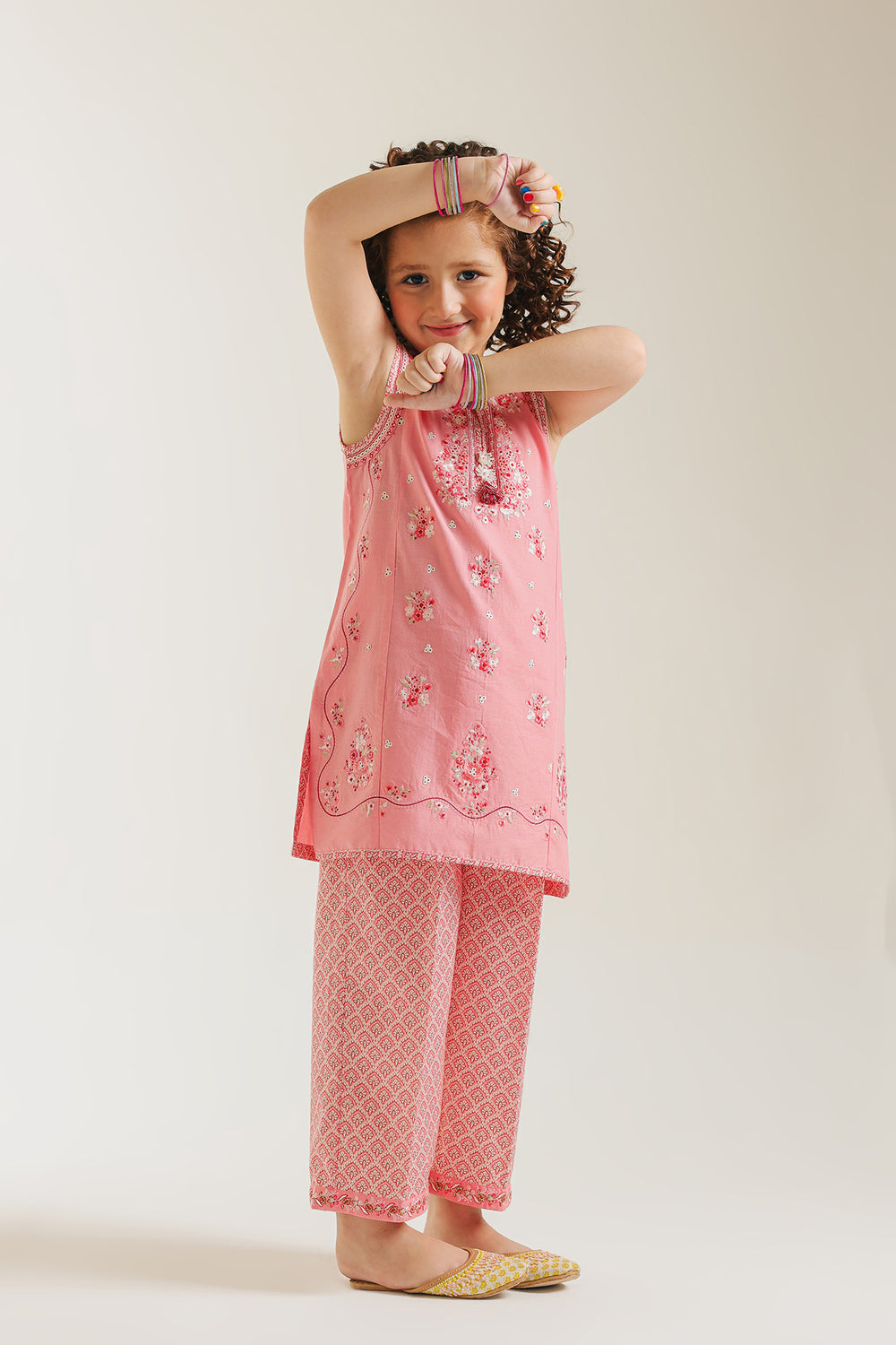 EMBROIDERED SUIT (E1227/402/426)