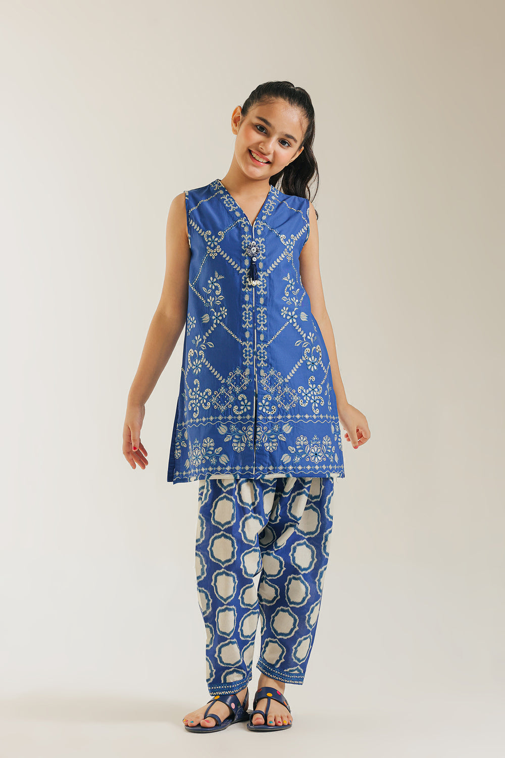 EMBROIDERED SUIT (E1230/402/603)