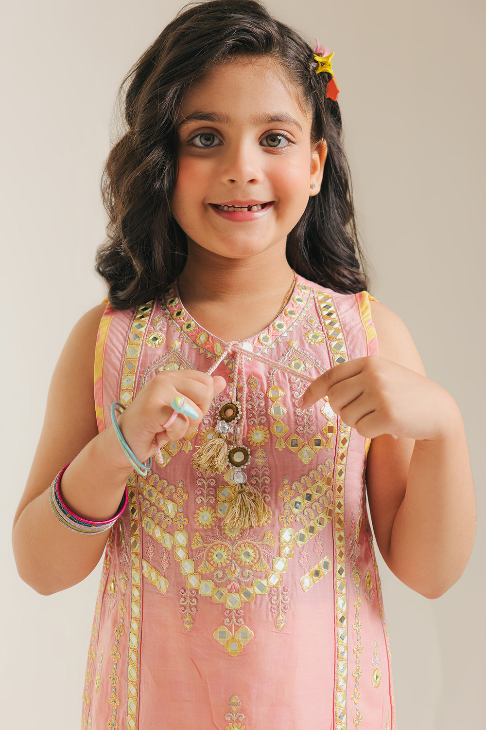 EMBROIDERED SUIT (E1233/402/327)