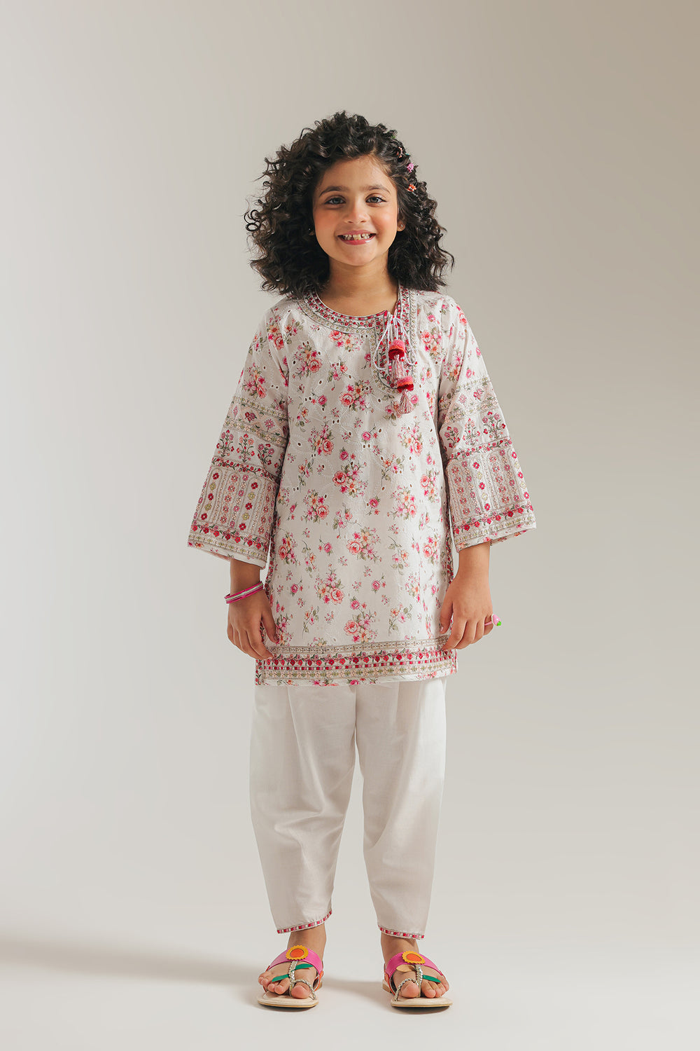 EMBROIDERED SUIT (E1237/402/001)