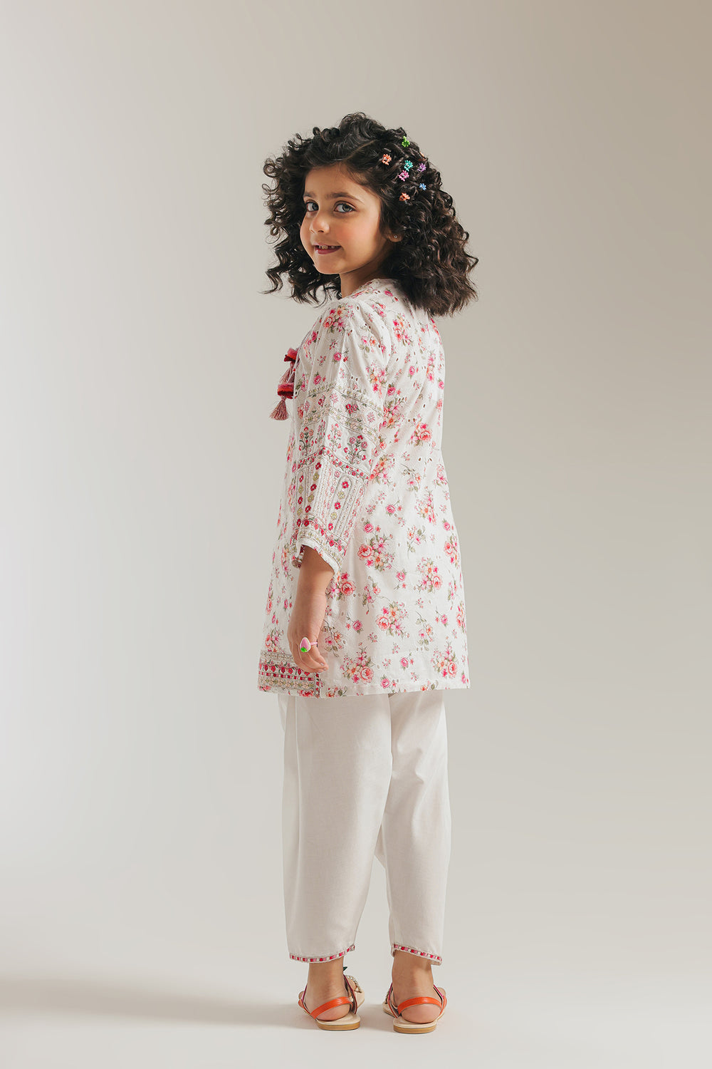 EMBROIDERED SUIT (E1237/402/001)