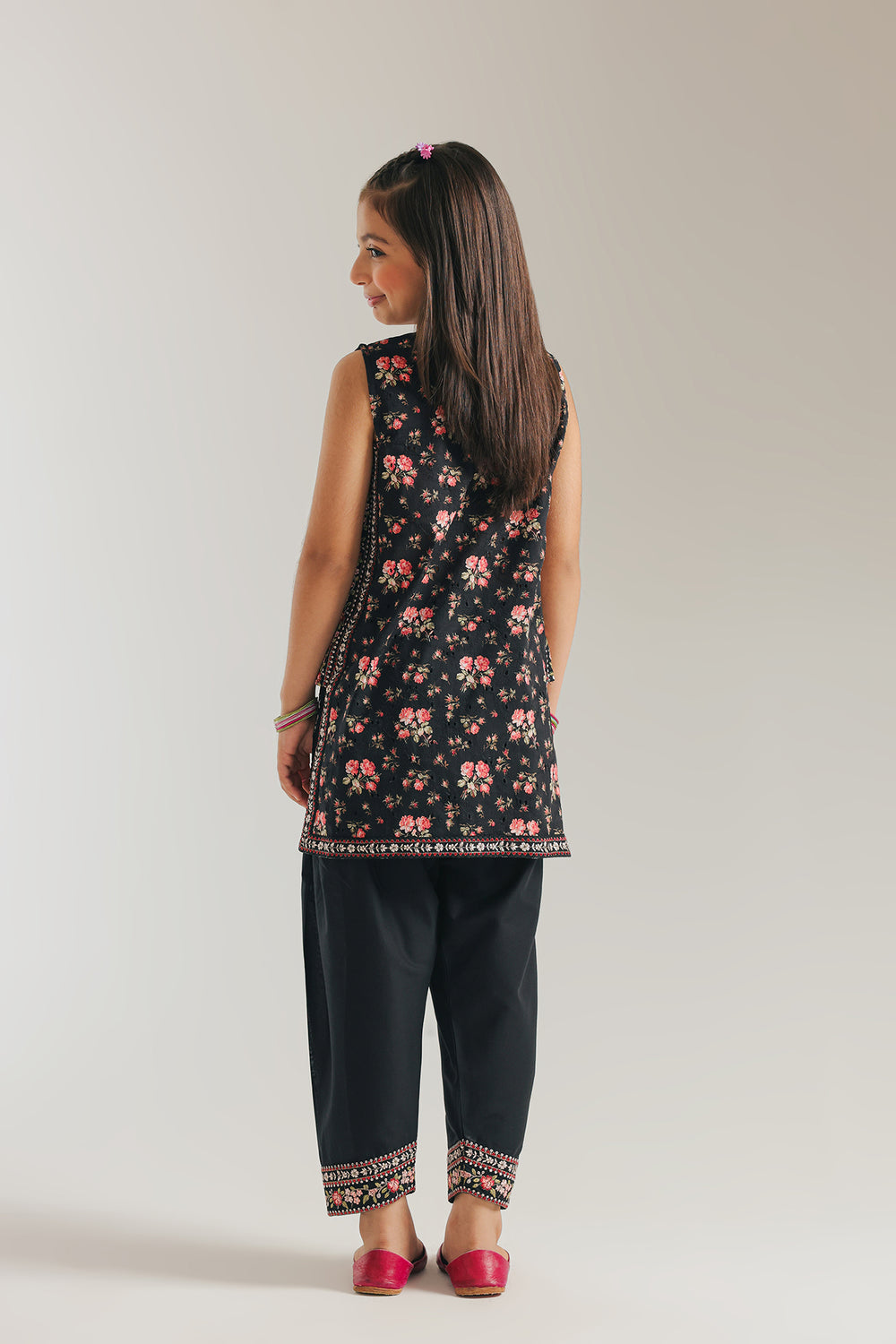 EMBROIDERED SUIT (E1240/402/902)