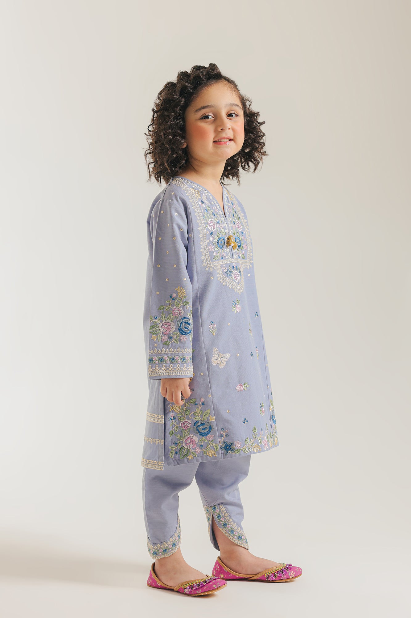 EMBROIDERED SUIT (E1361/402/511)