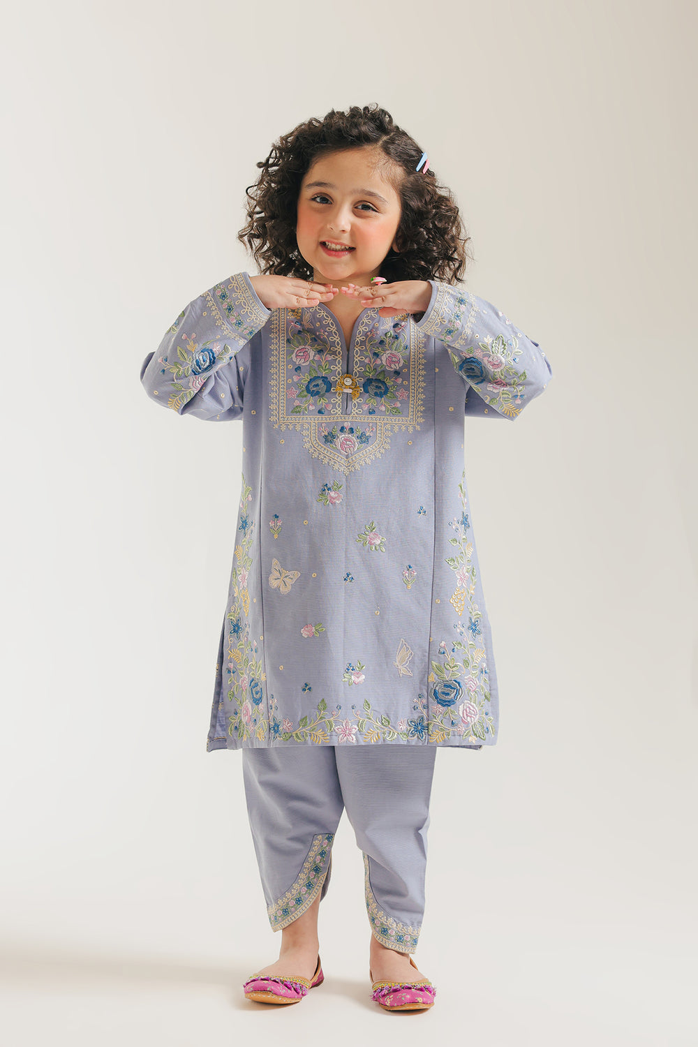 EMBROIDERED SUIT (E1361/402/511)