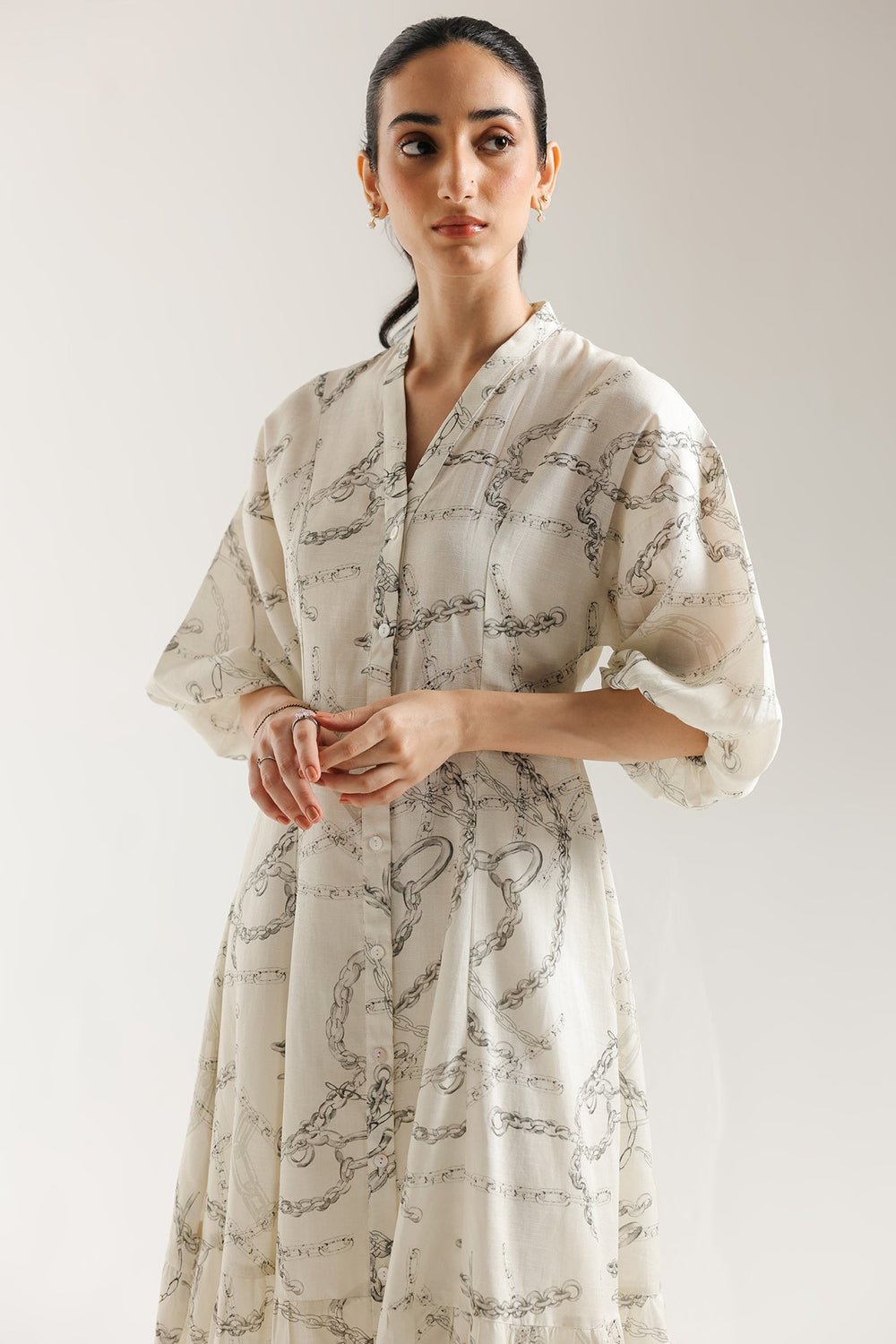 DRESS (E3096/108/002)