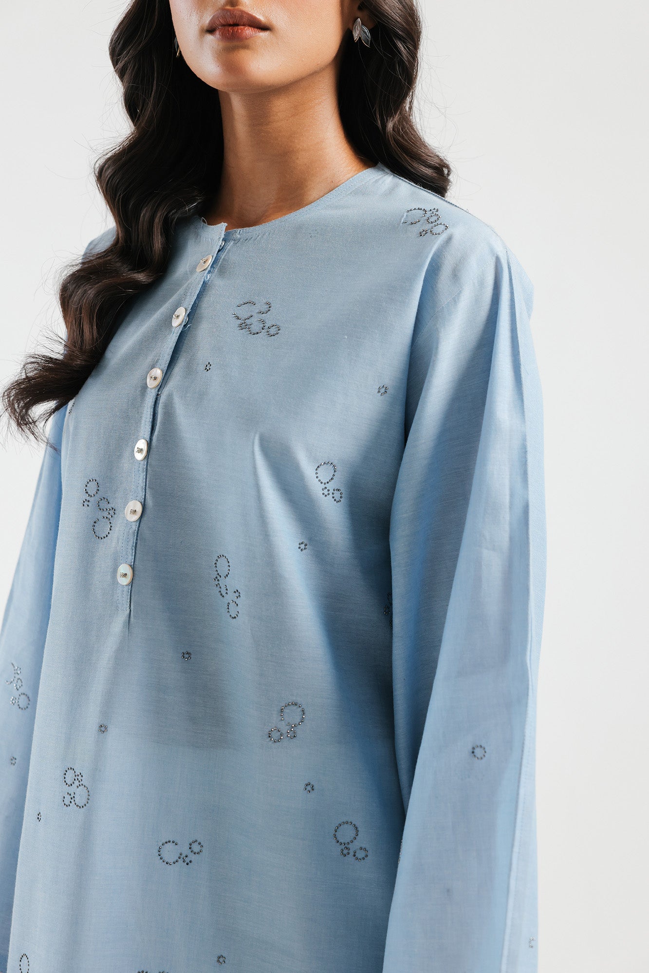EMBELLISHED SHIRT (E4062/102/608)