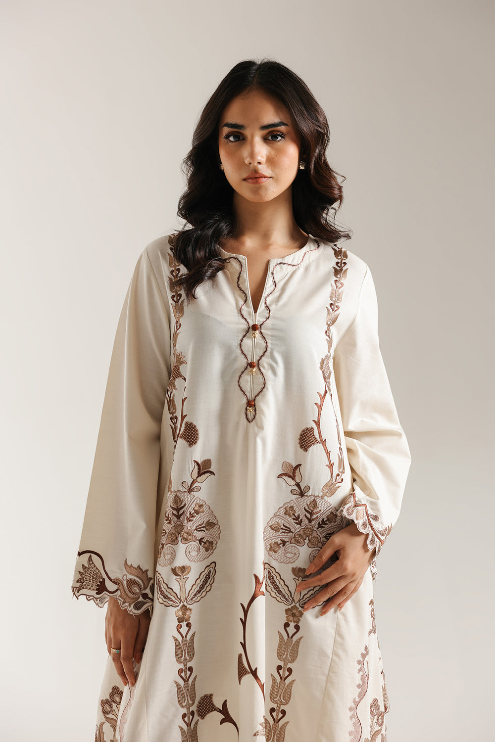 EMBROIDERED DRESS (E6942/102/002)