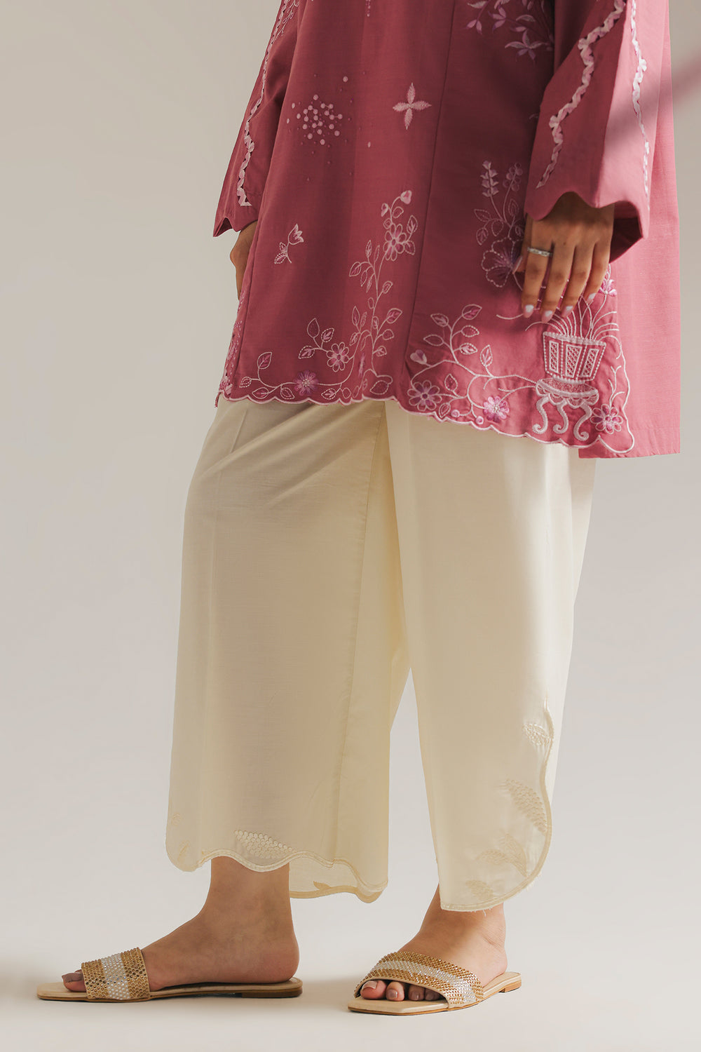 TROUSER (E7049/102/002)