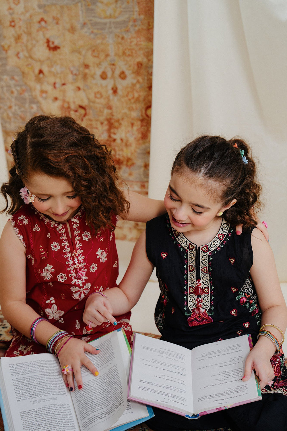 EMBROIDERED SUIT (E1074/402/901)