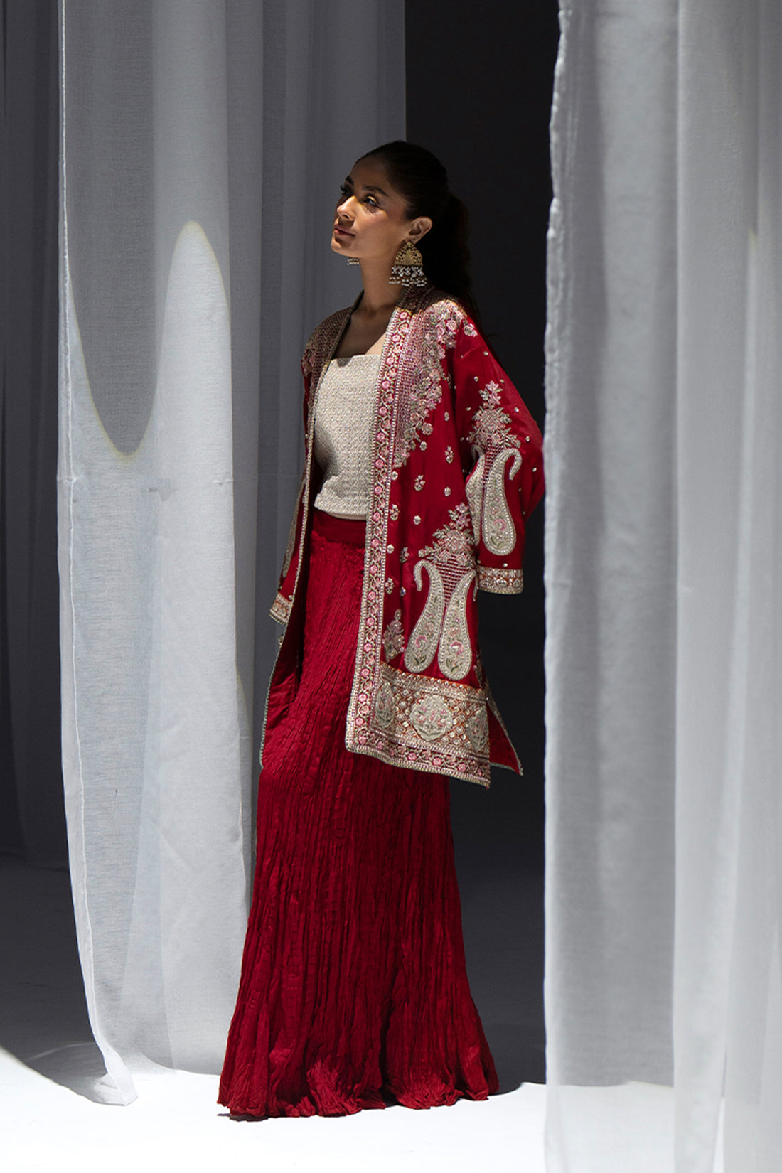 EMBROIDERED SUIT (E0945/104/414)