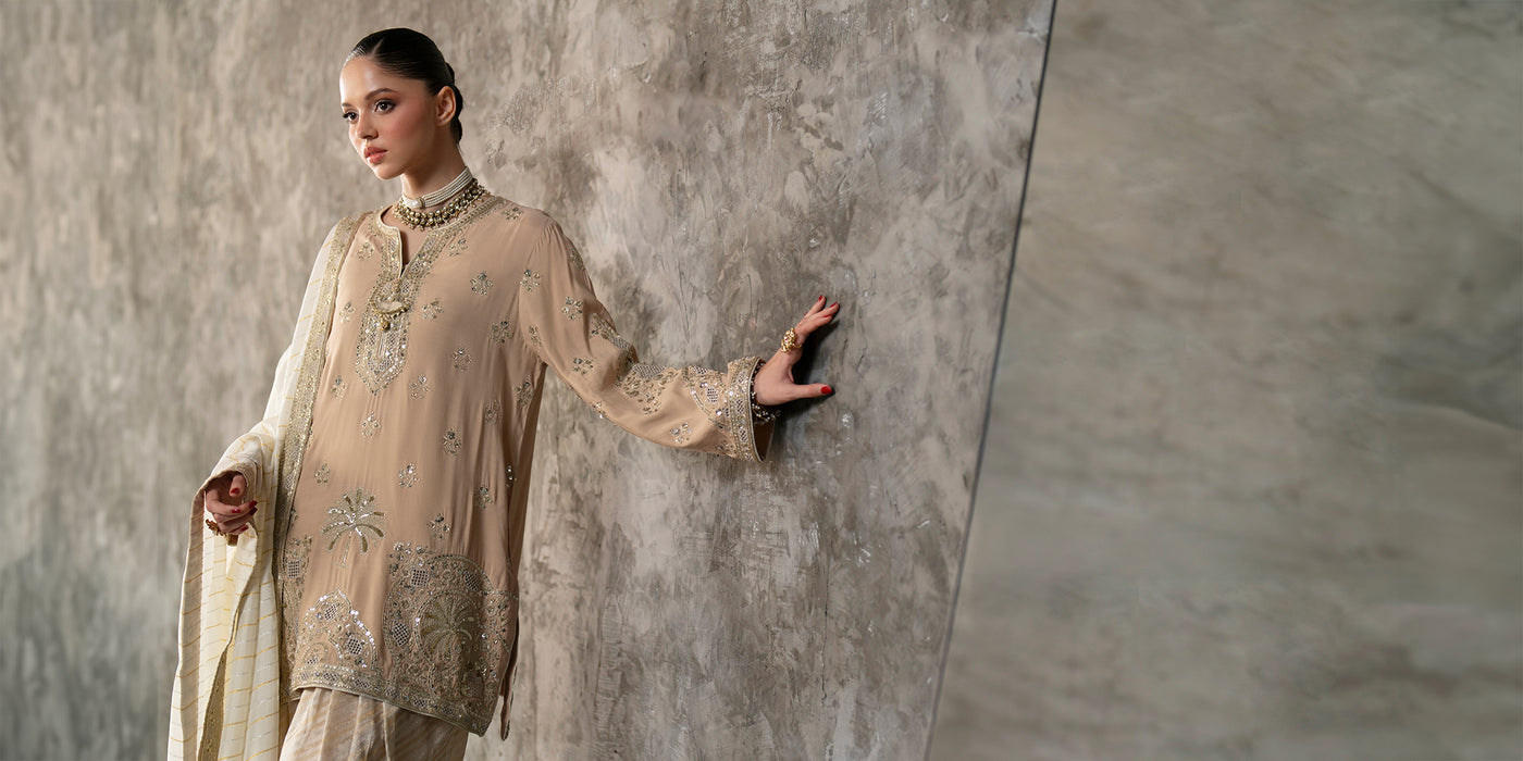 EMBROIDERED SUIT (E1012/104/113)