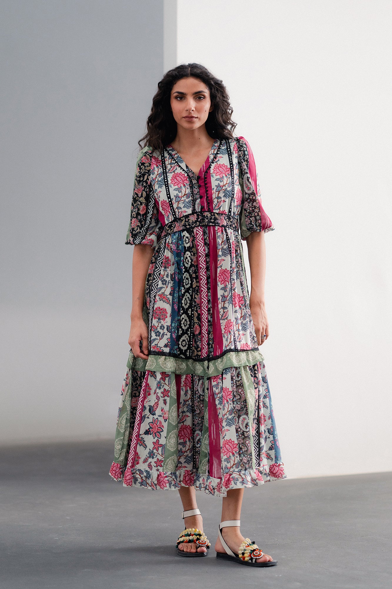 DRESS (E120/002/0041)