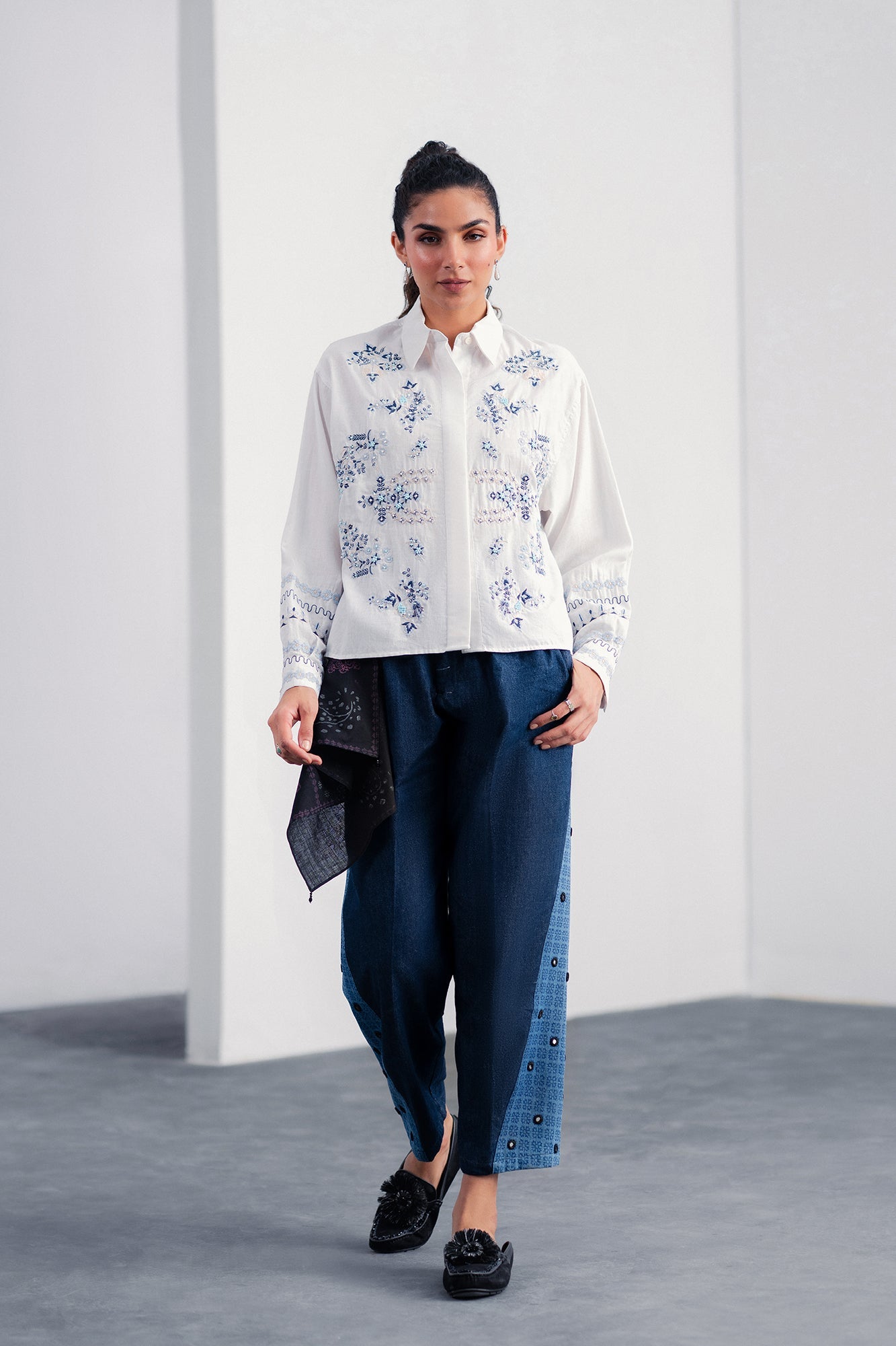 SHIRT (E120/001/0062)