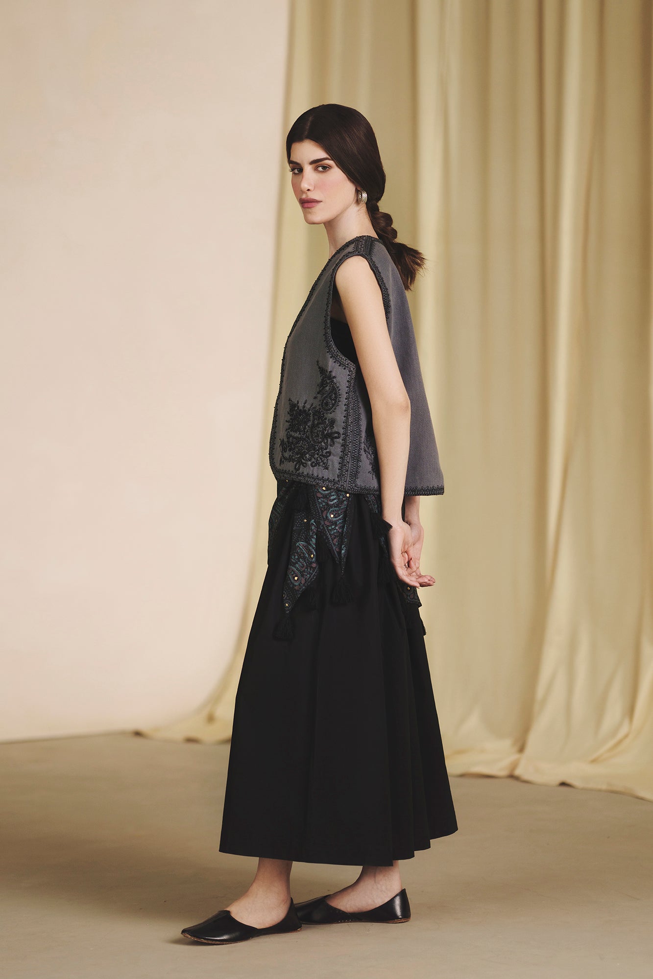 WAIST COAT (E0068/120/903)
