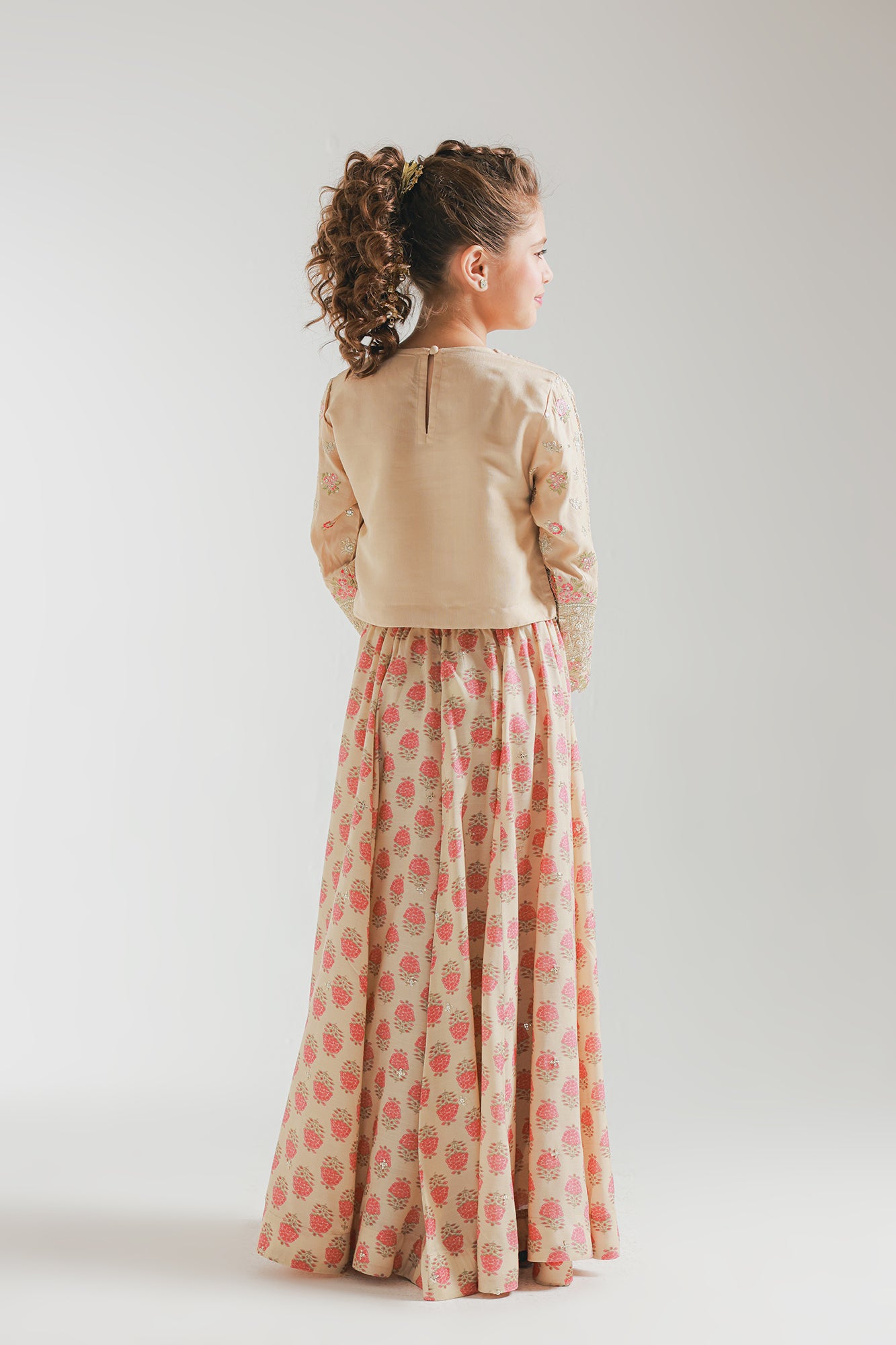 EMBROIDERED SUIT (E0207/415/226)