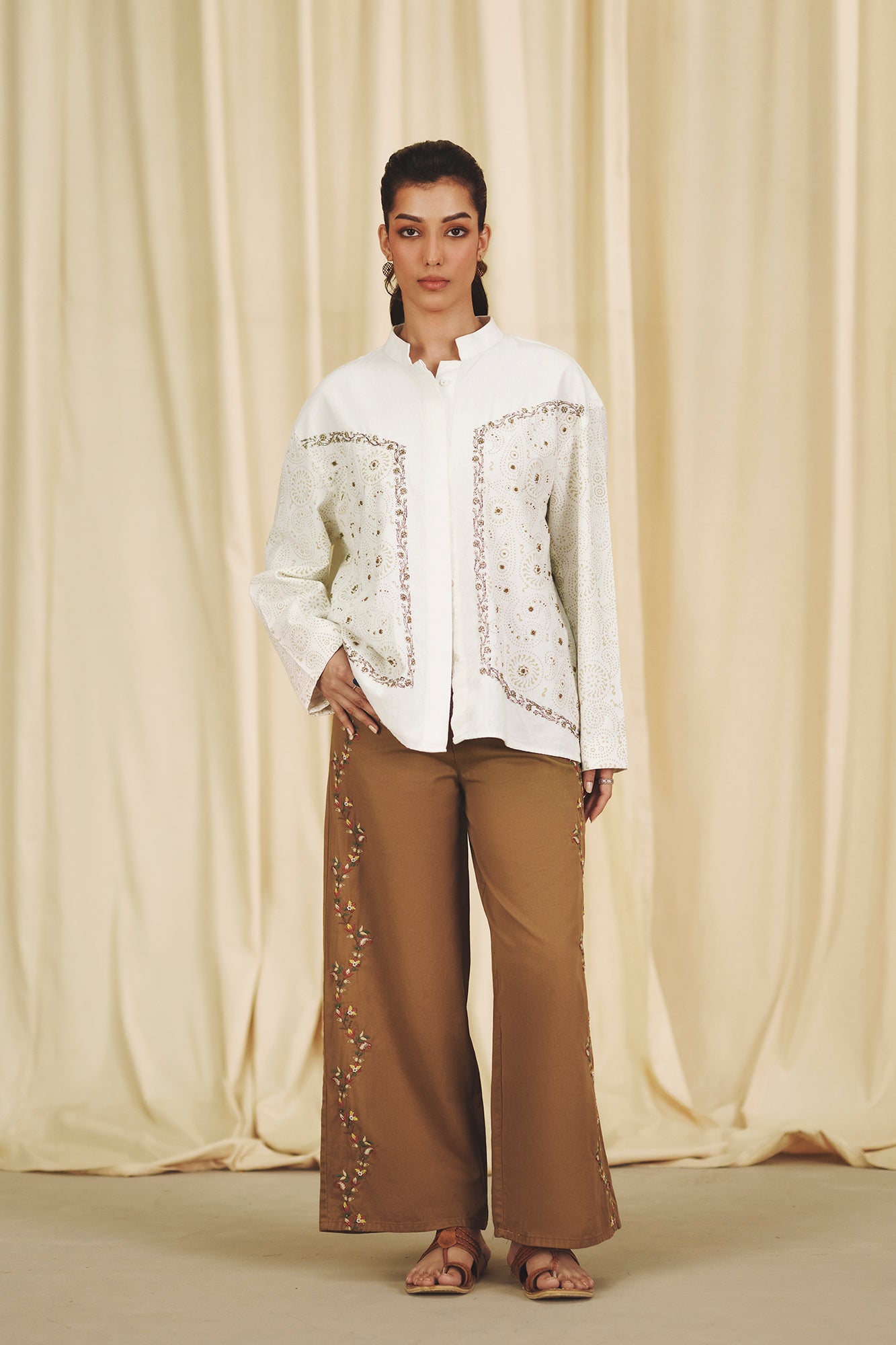 EMBROIDERED TOP (E0288/120/005)
