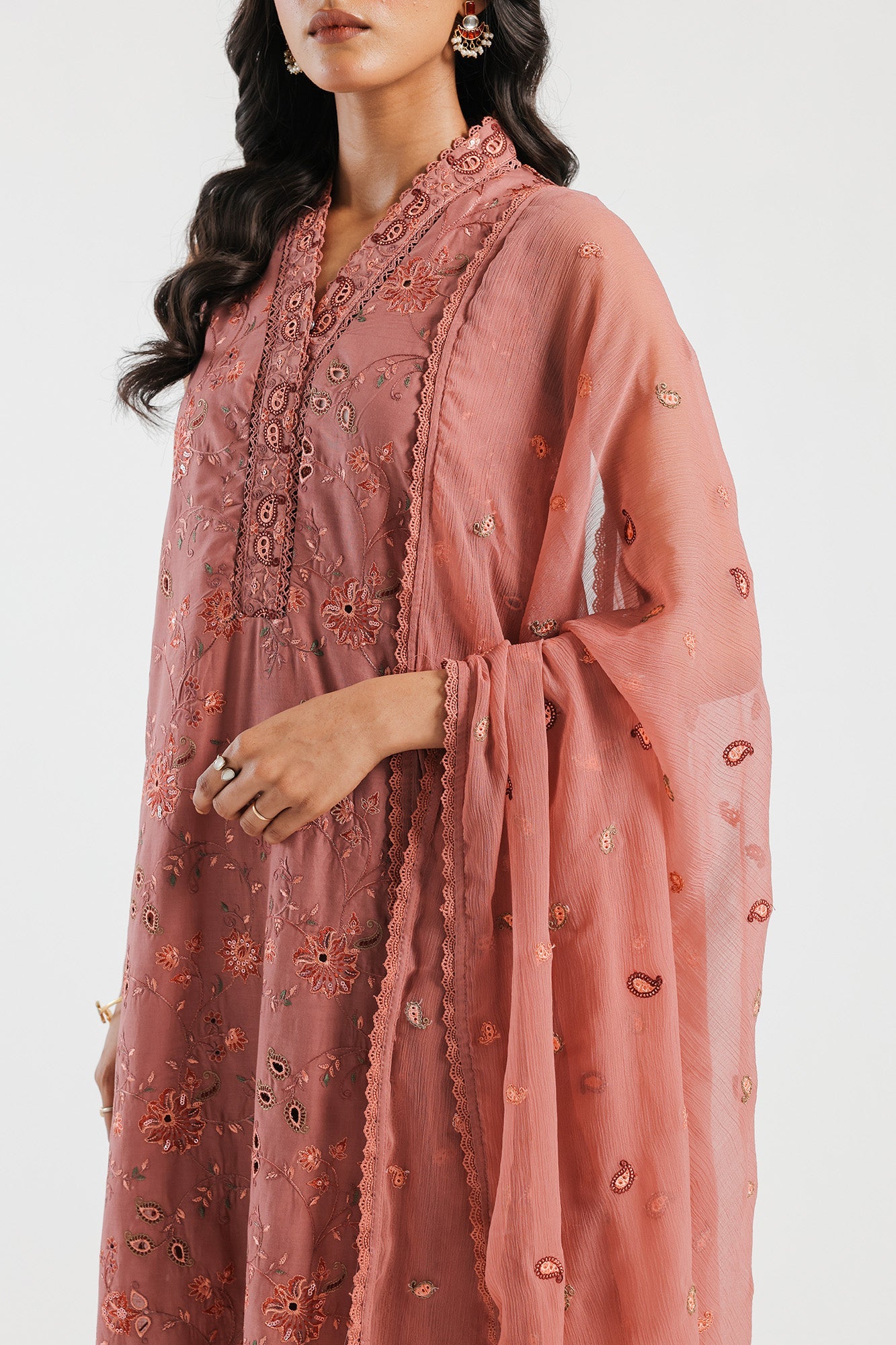 EMBROIDERED SUIT (E0595/105/311)